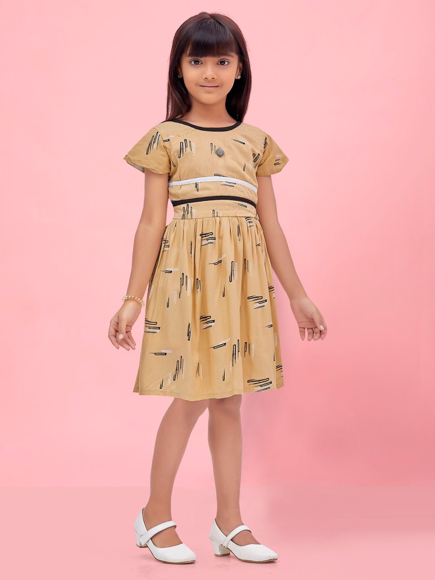 Aarika Kids Beige Printed Frock