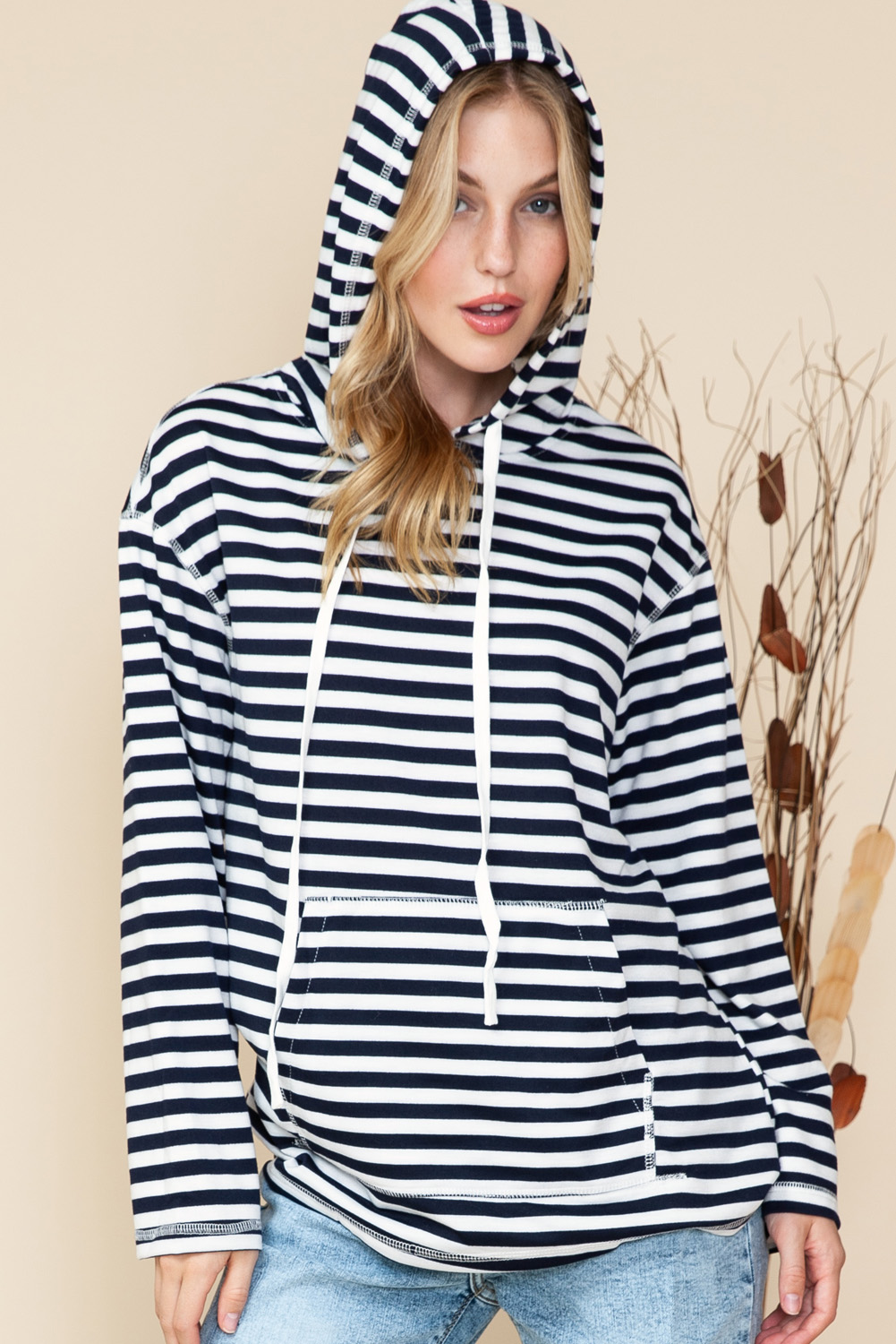 Stripe Print Kangaroo Pocket Drawstring Hoodie