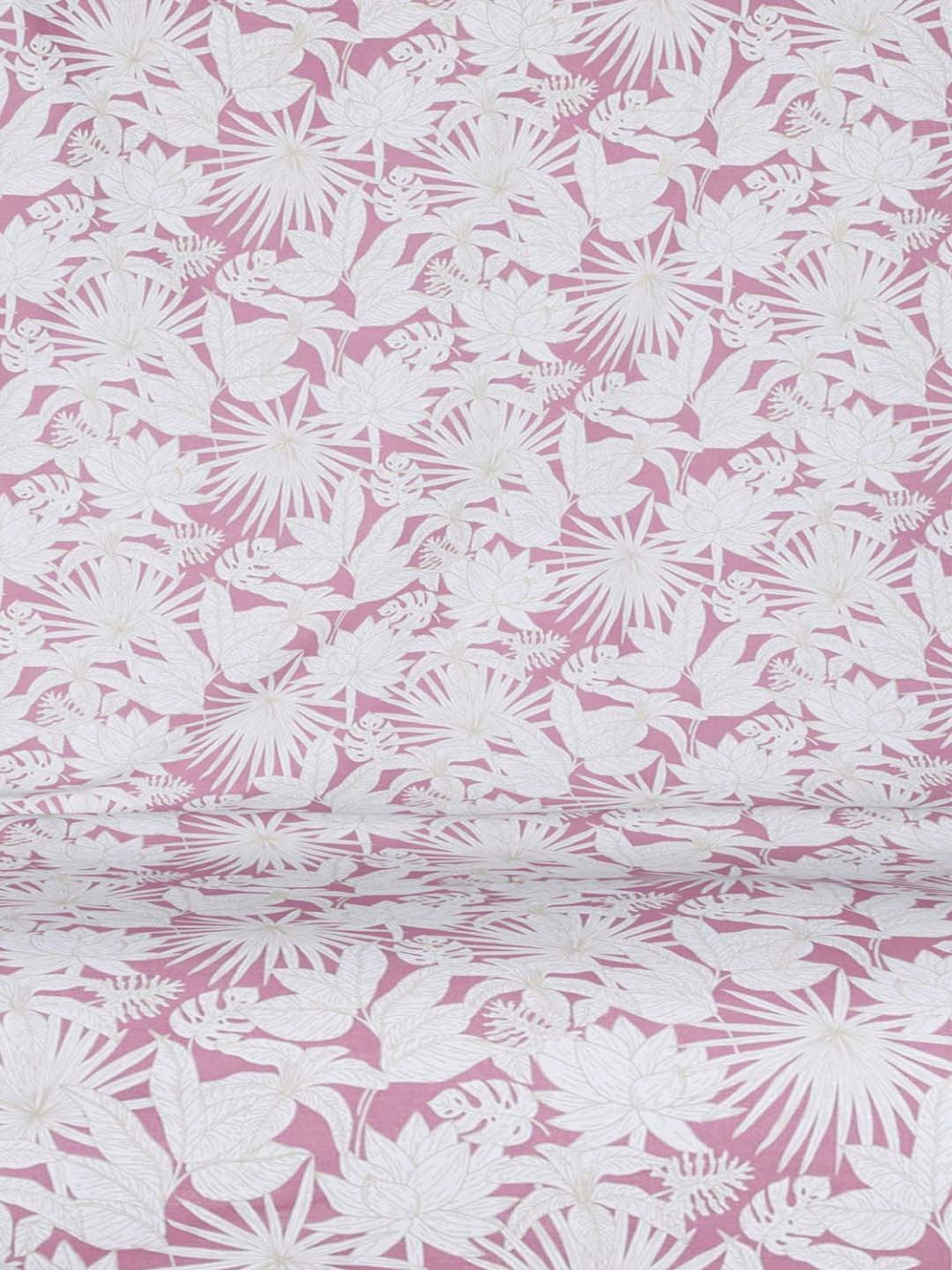 Living Scapes by Pantaloons Pink Cotton Bedsheet With 2 Pillow Covers