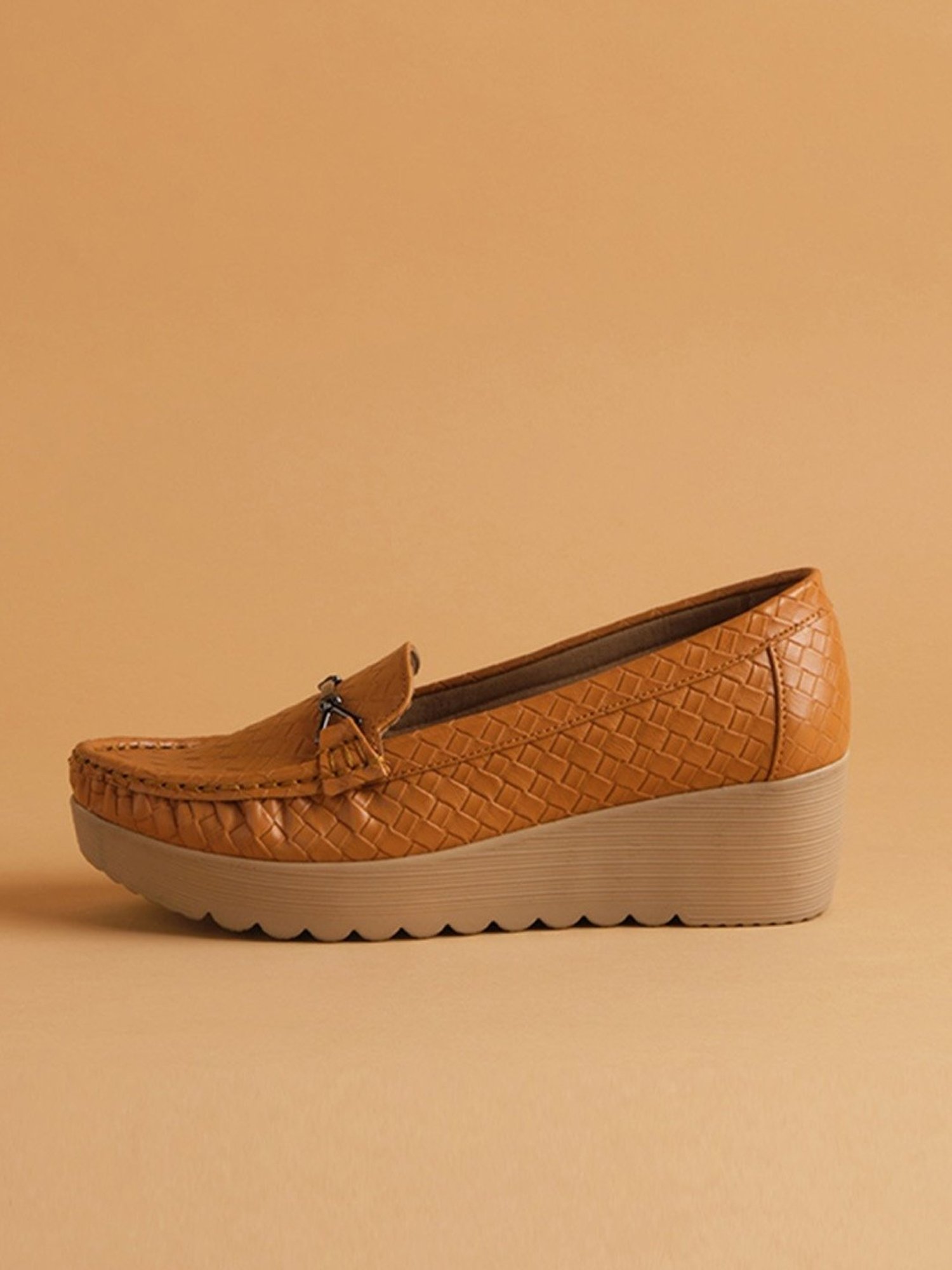 Eridani Women's Vitoria Tan Wedge Loafers