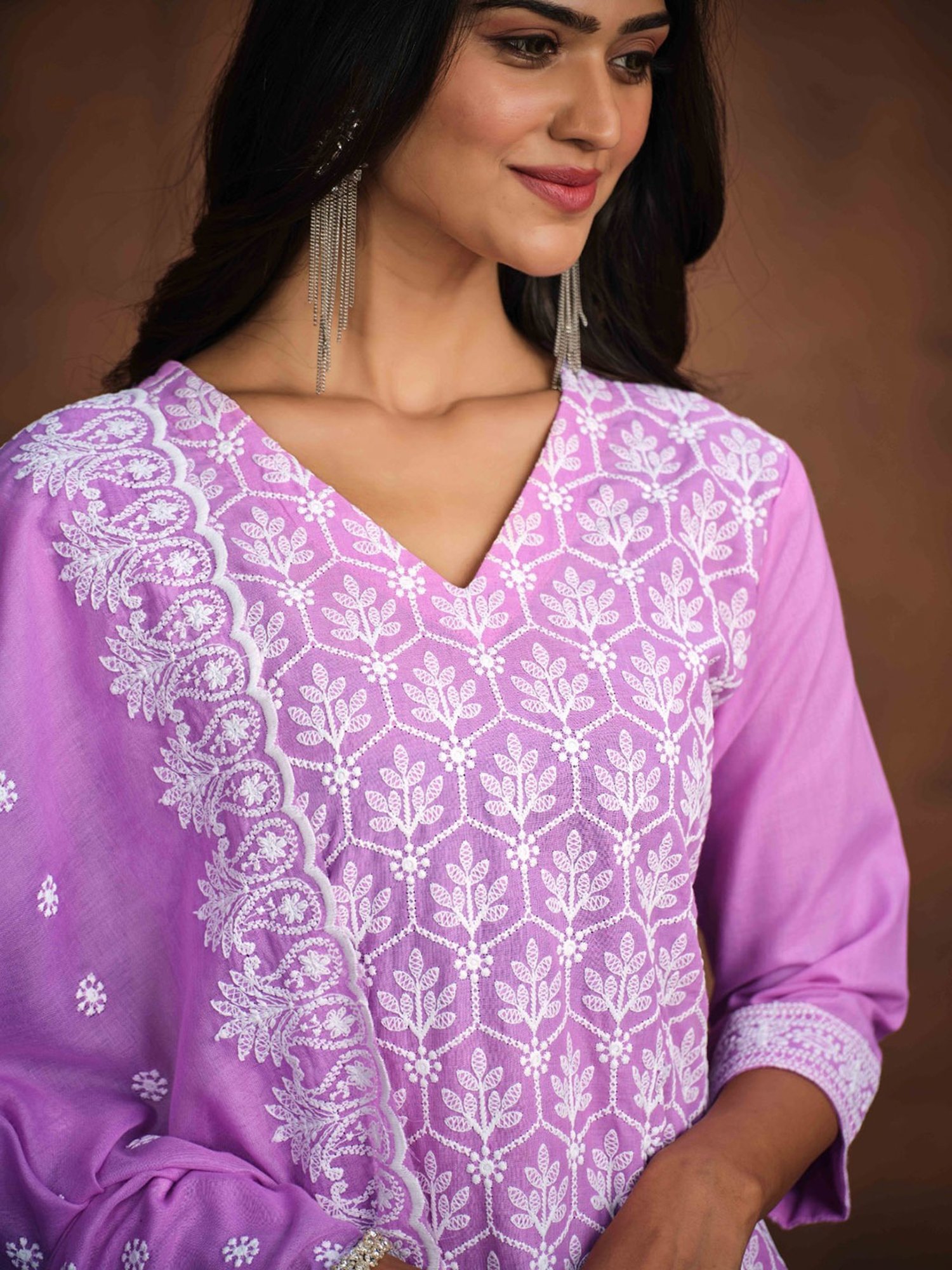 Ishin Pink Embroidered Kurta With Pant & Dupatta