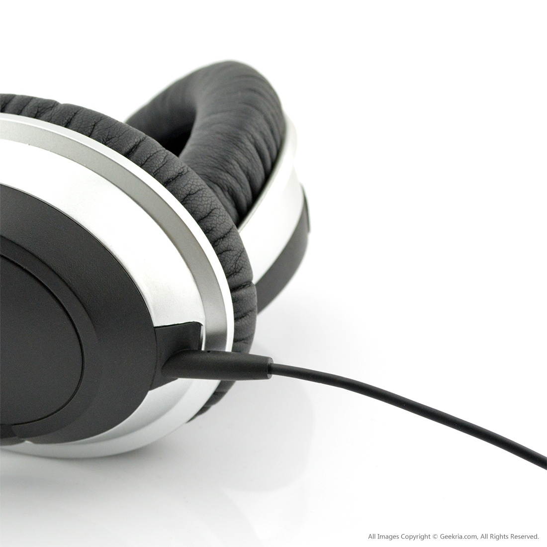 Replacement Earpad Ear Pad Cushions and Replacement Audio Cable (With Mic and Volumn Control) for Bose AE2, AE2i, AE2w Headphone (Cable + Earpad)