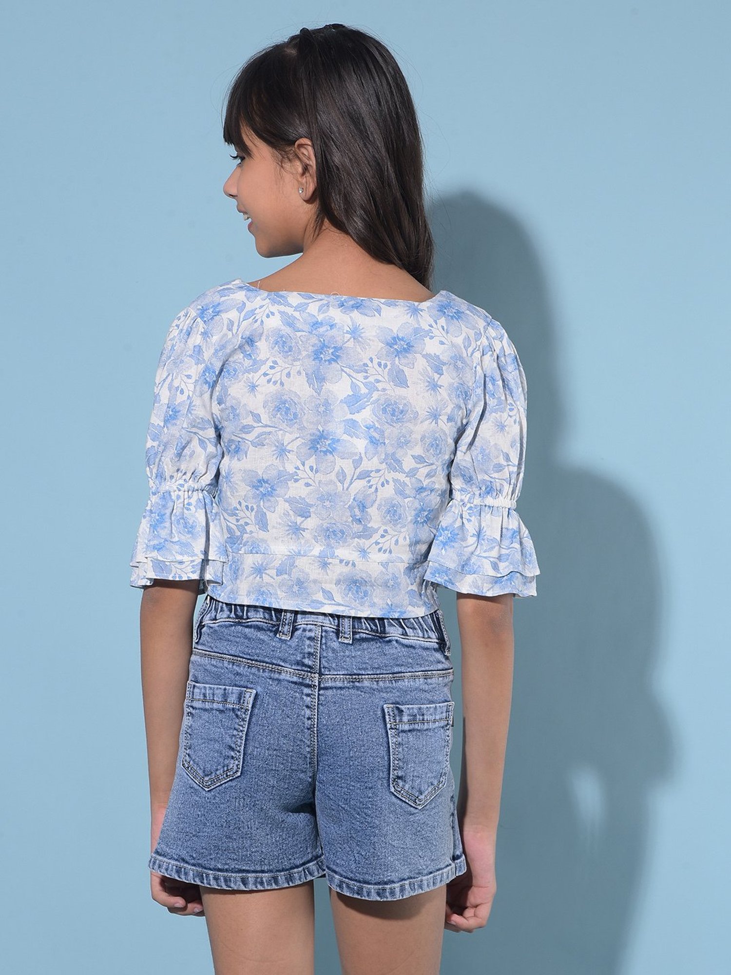 Crimsoune Club Kids Blue Floral Print Crop Top