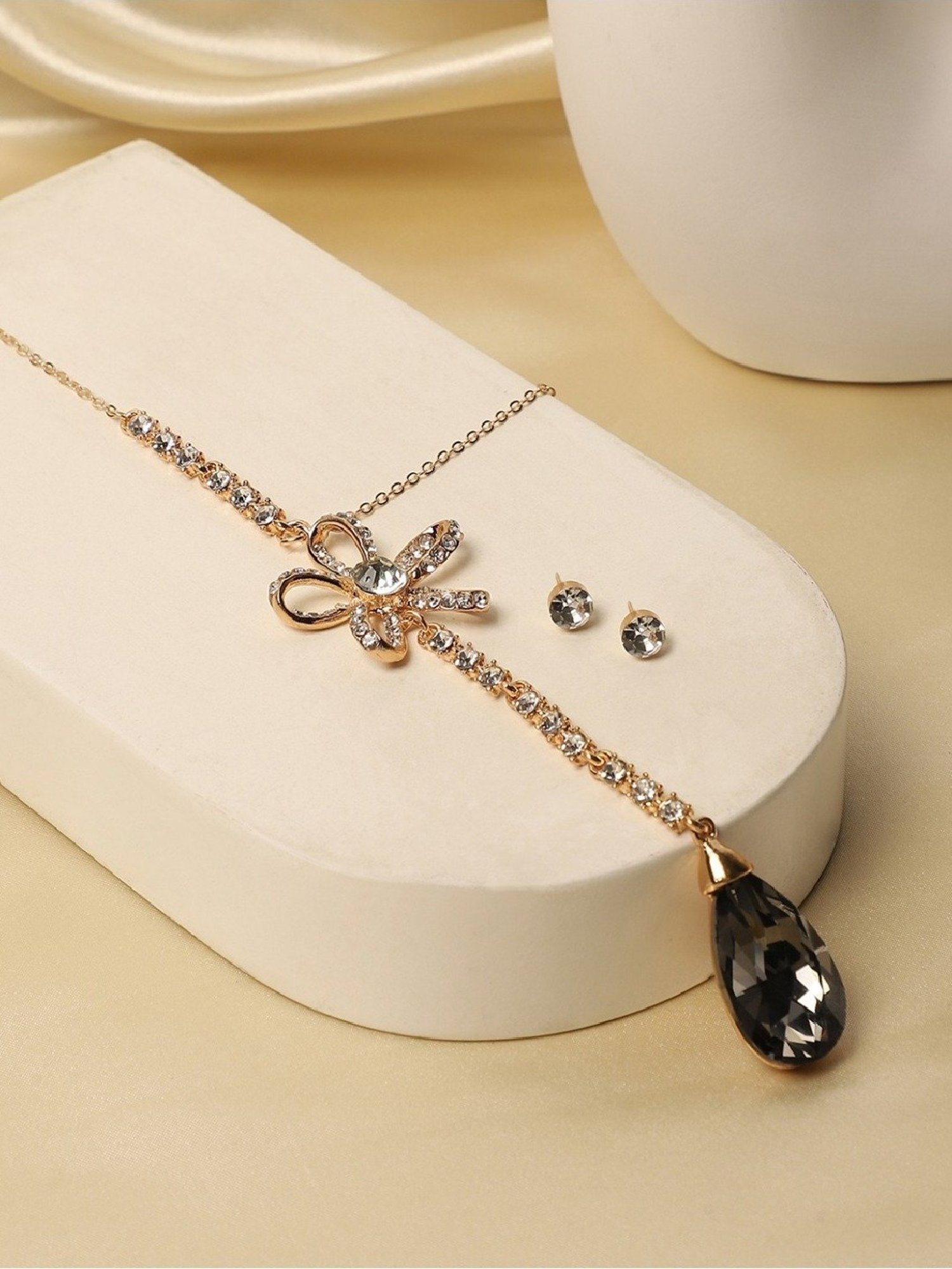 Sohi women's floral drop negligee necklace tourmaline black