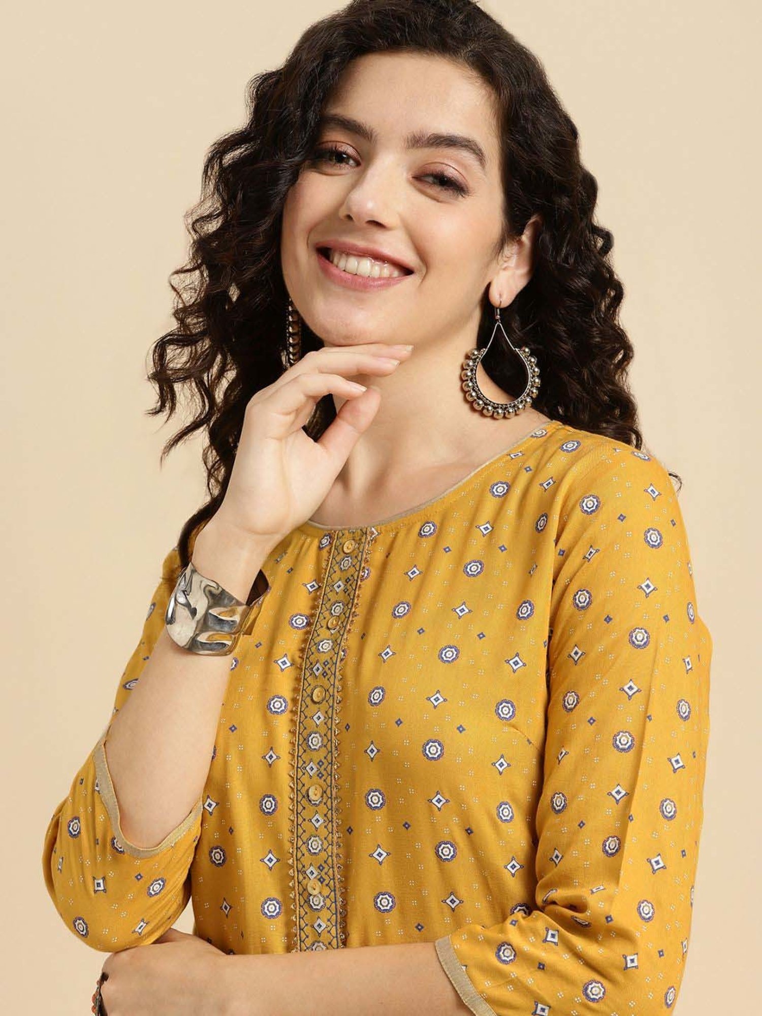 Rangita Yellow & White Printed Kurta Pant Set