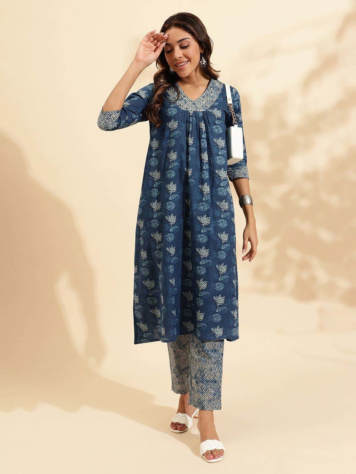 Sringam Blue Cotton Printed Kurta & Pant Set