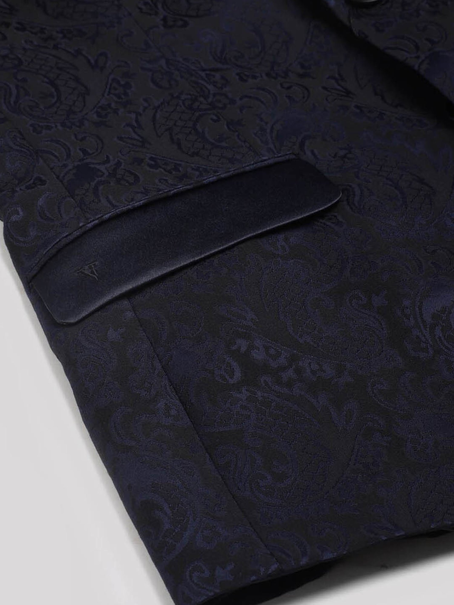 V Dot Navy Blue Skinny Fit Printed Blazer