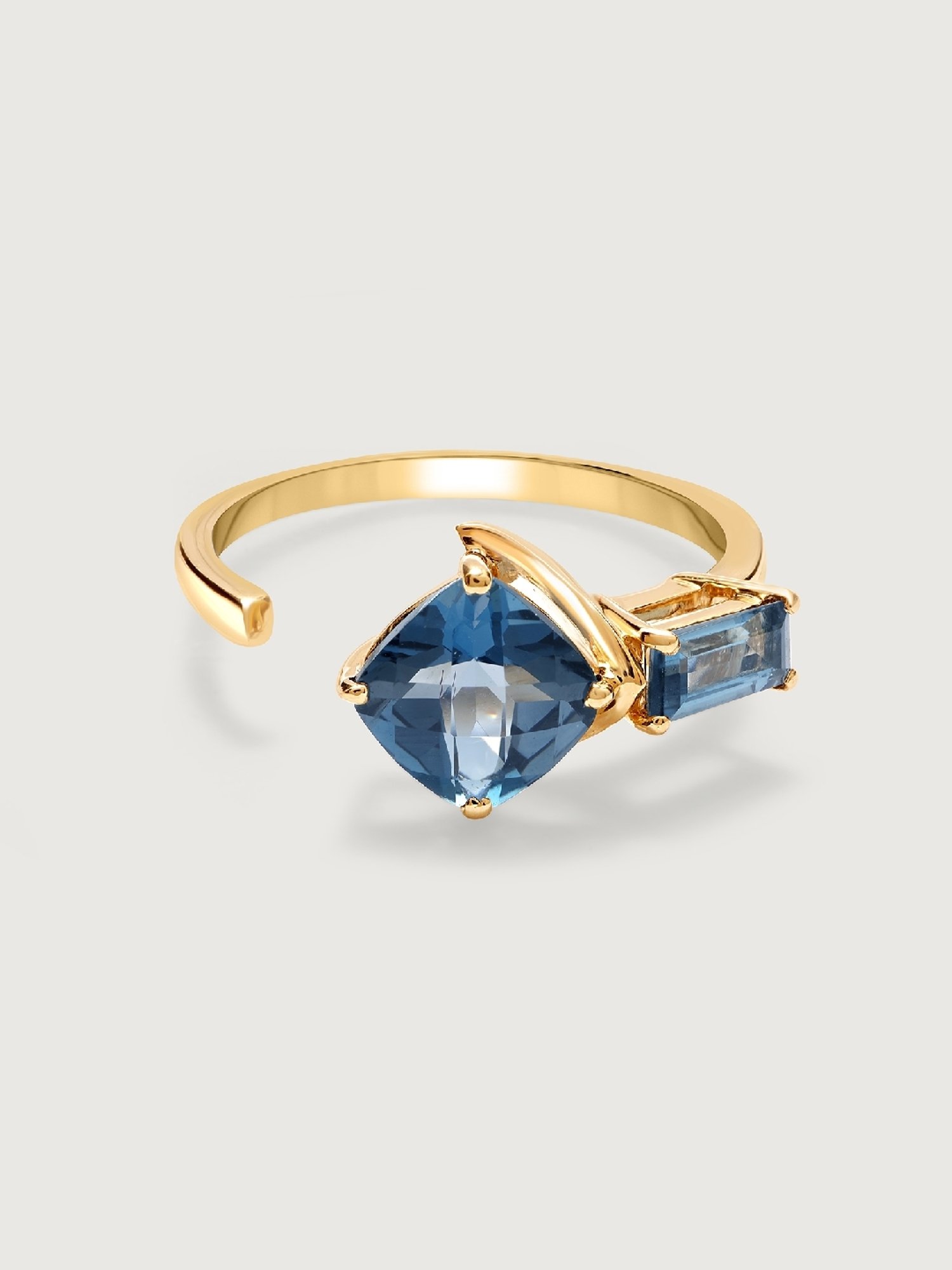 Mia by Tanishq Scarlet 14k London Blue Topaz Finger Ring