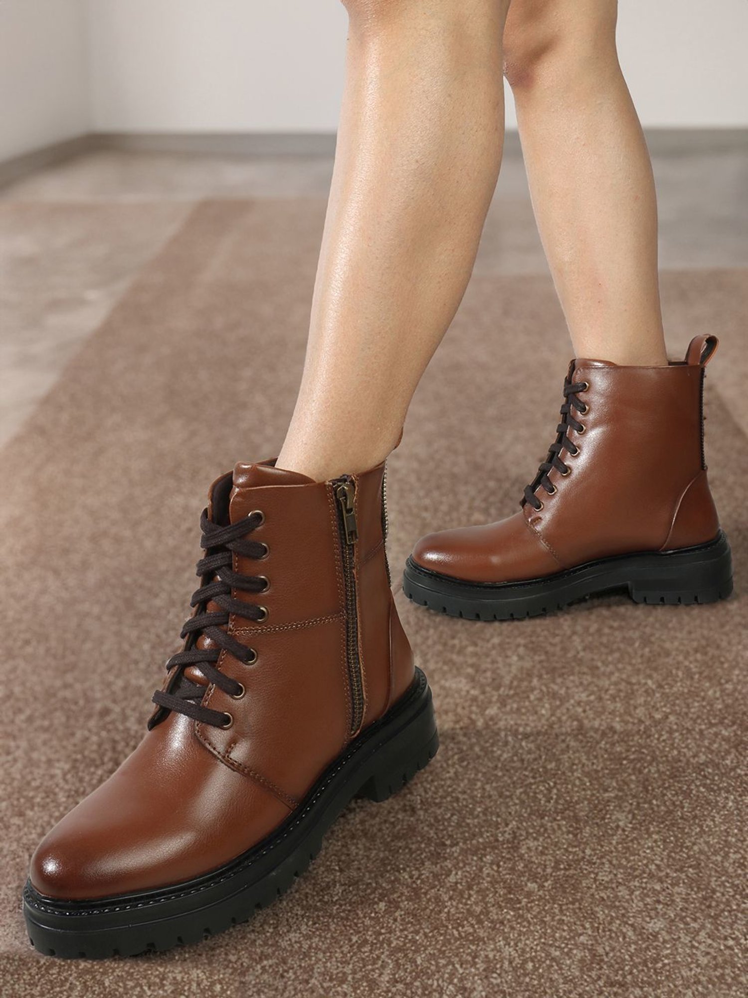 Elle Women's Tan Derby Boots