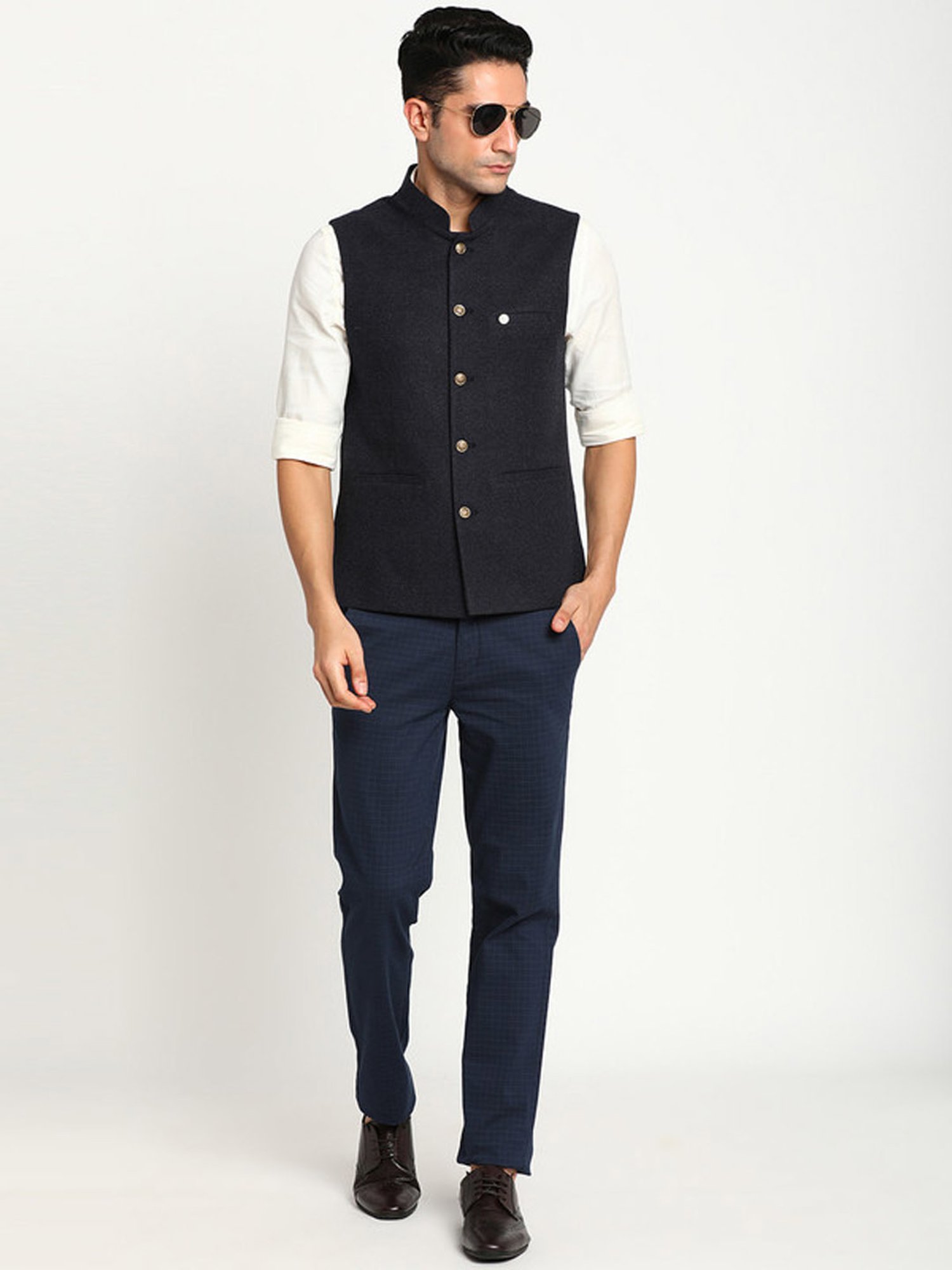 Turtle Black Slim Fit Nehru Jacket