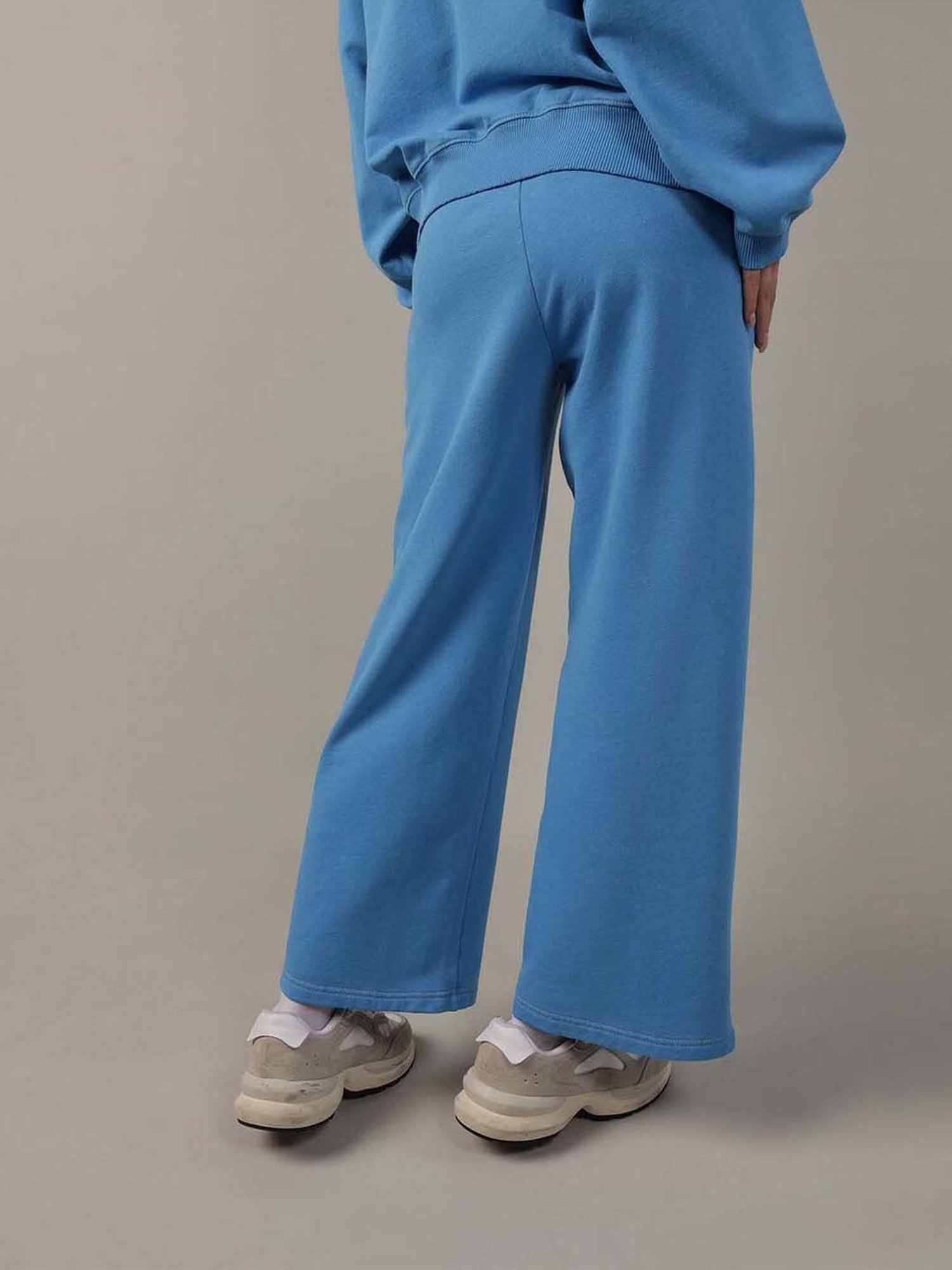 American Eagle Outfitters Blue Mid Rise Sweatpants