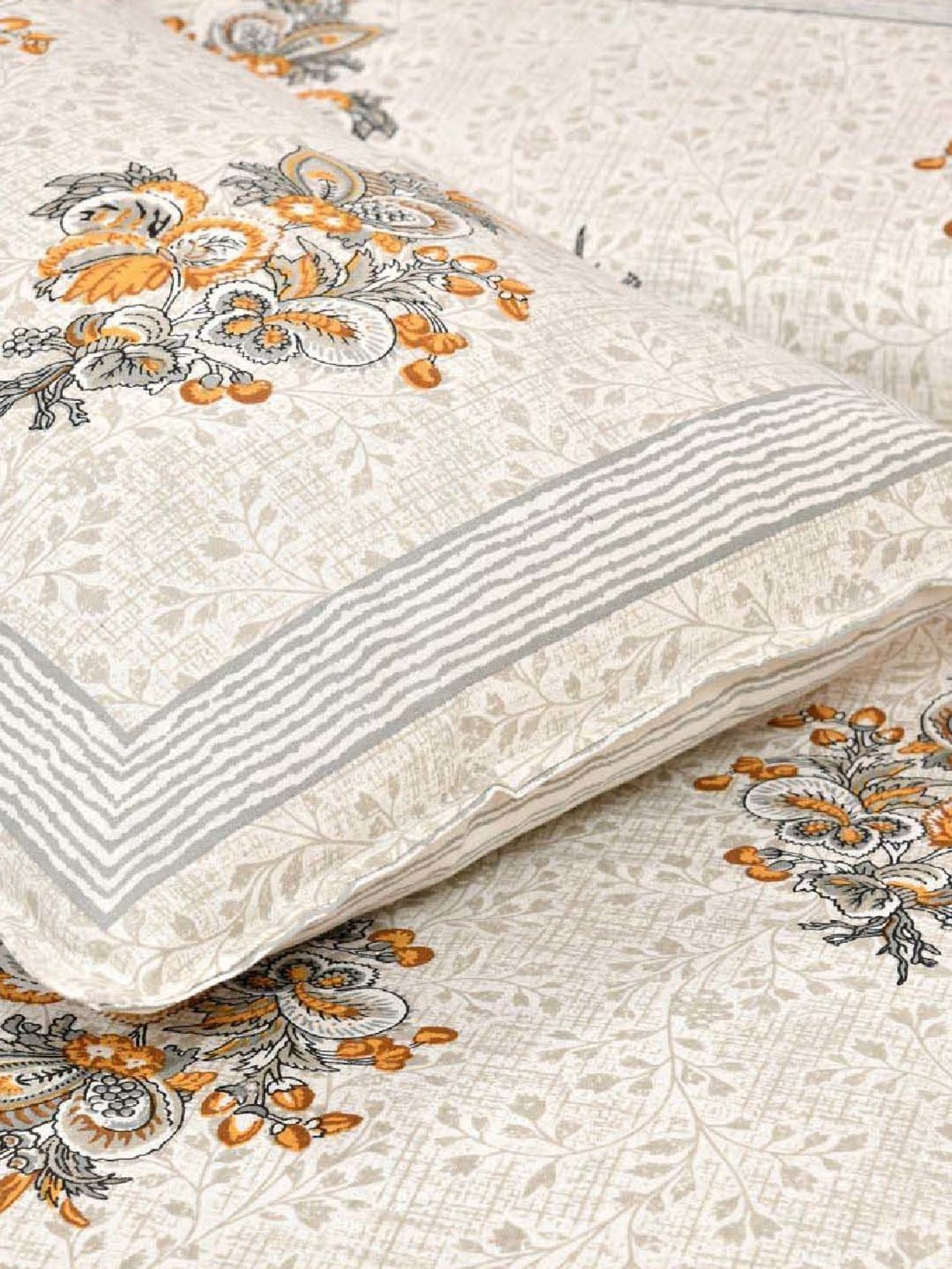JaipurFabric Grey & Orange 180 TC 100% Cotton Beautiful Bouquet Double Bedsheet with 2 Pillow Covers