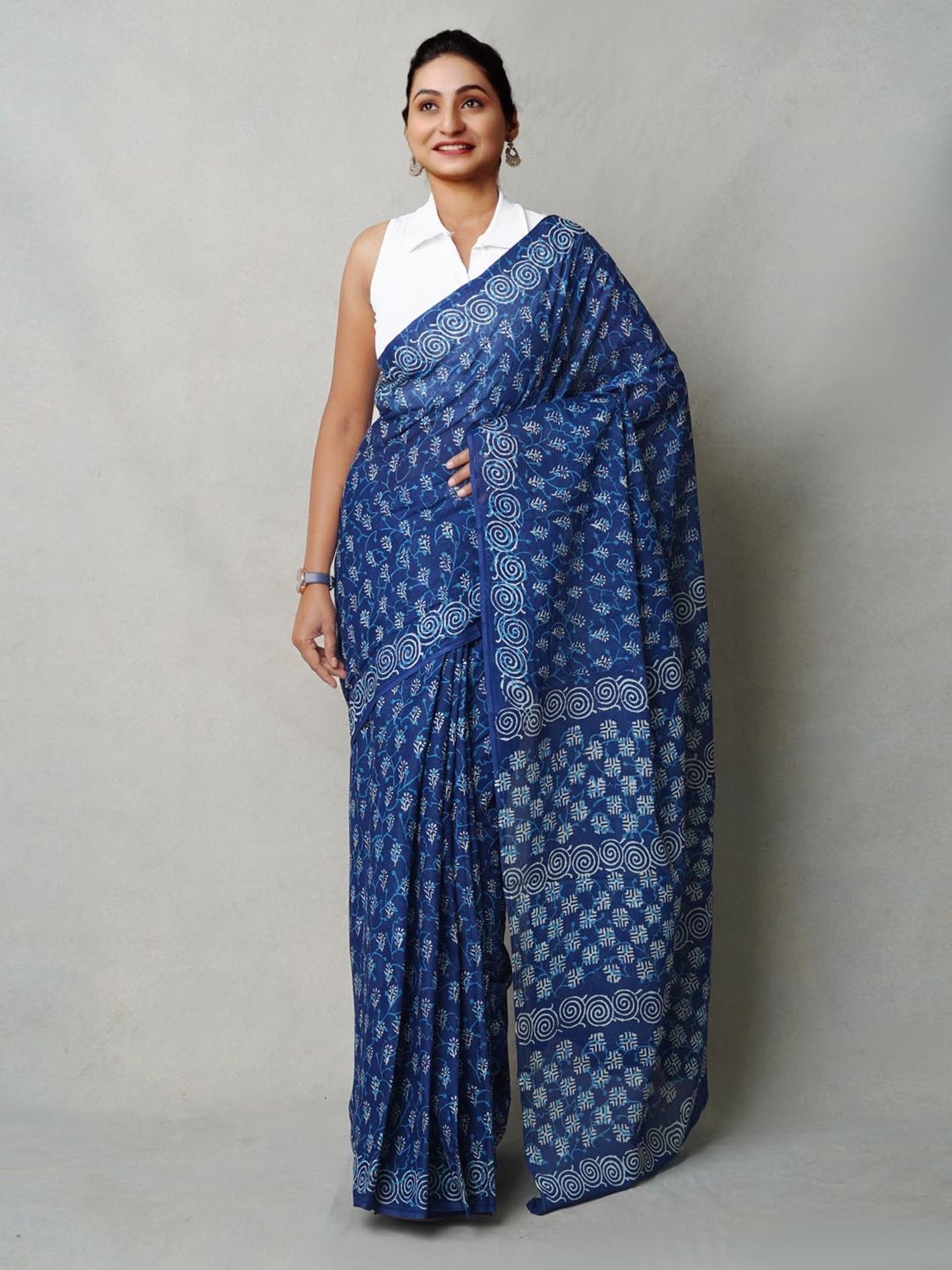 Unnati Silks Navy Cotton Printed Saree With Unstitched Blouse