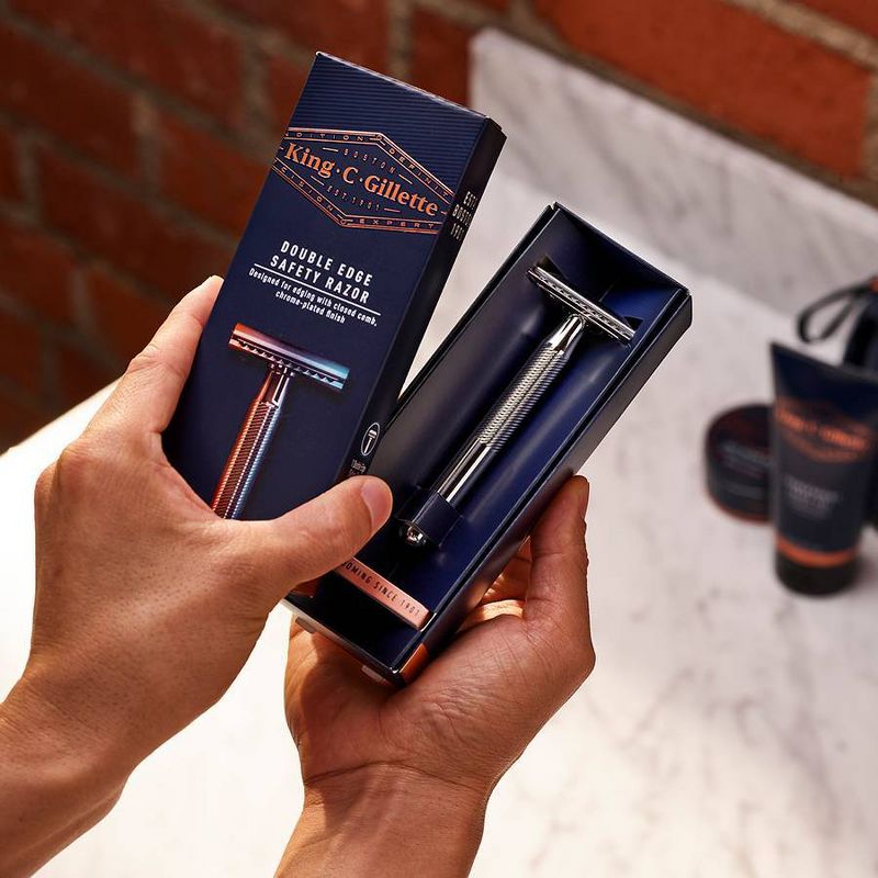 King C. Gillette Men's Double Edge Safety Razor+ 5 Double Edge Refill Blades