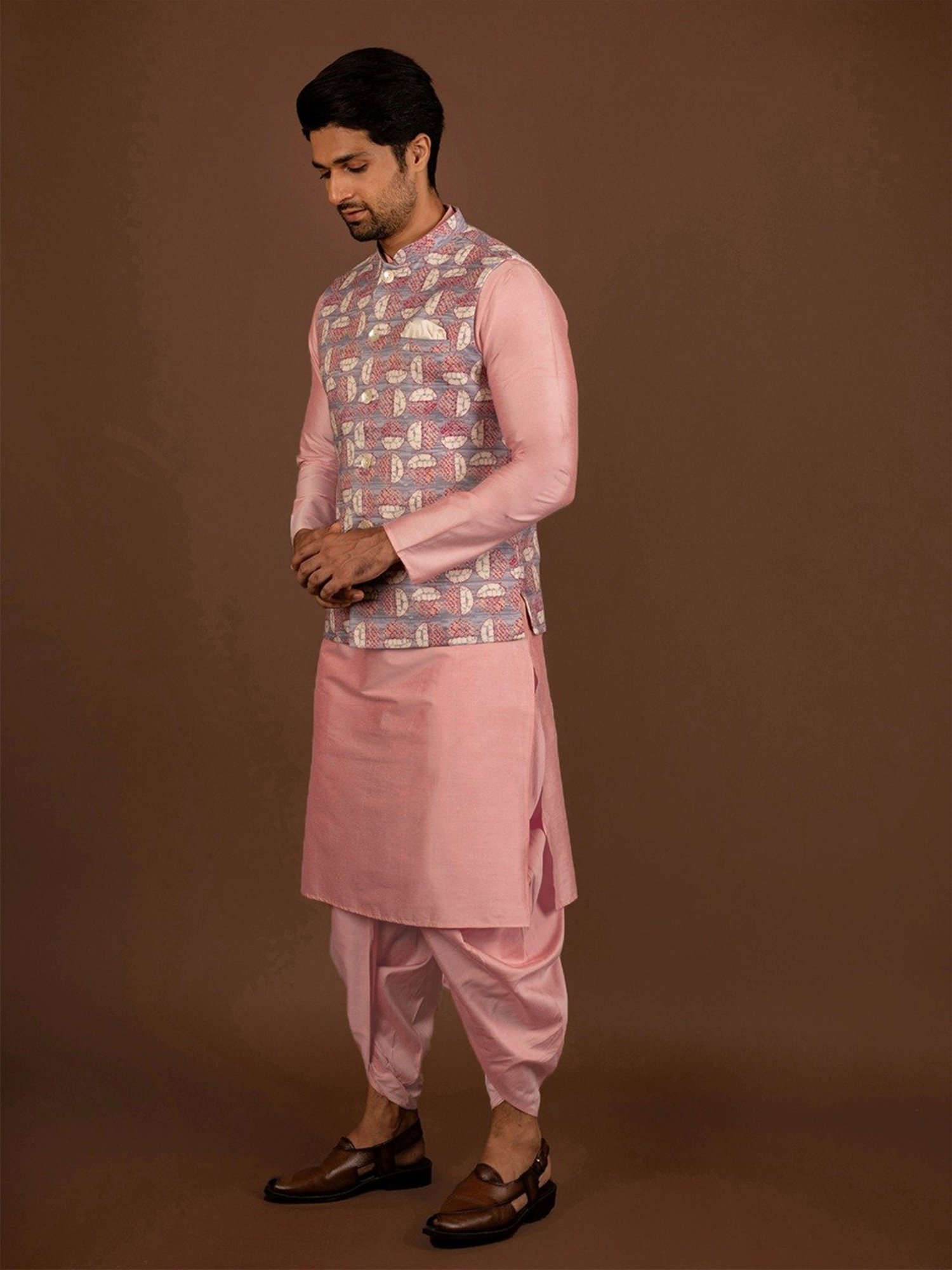 KISAH Pink Regular Fit Embroidered Kurta Set With Jacket