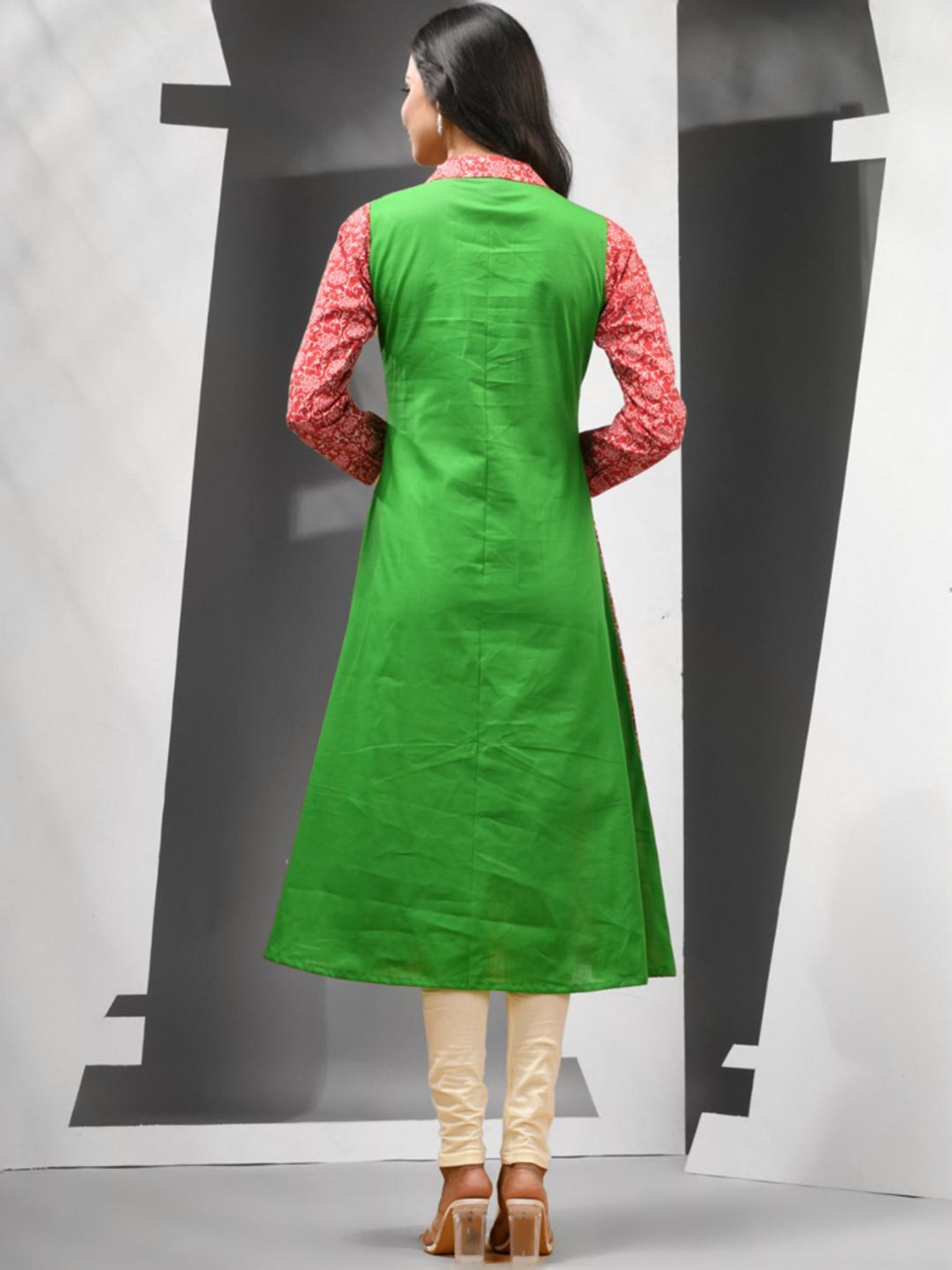 CHARUKRITI Green & Red Cotton Printed A Line Kurta