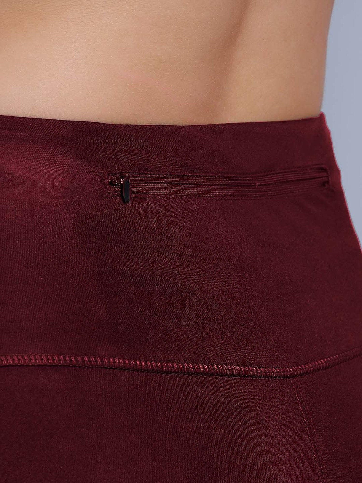 N-Gal Maroon Logo Print Sports Bra With Tights Set