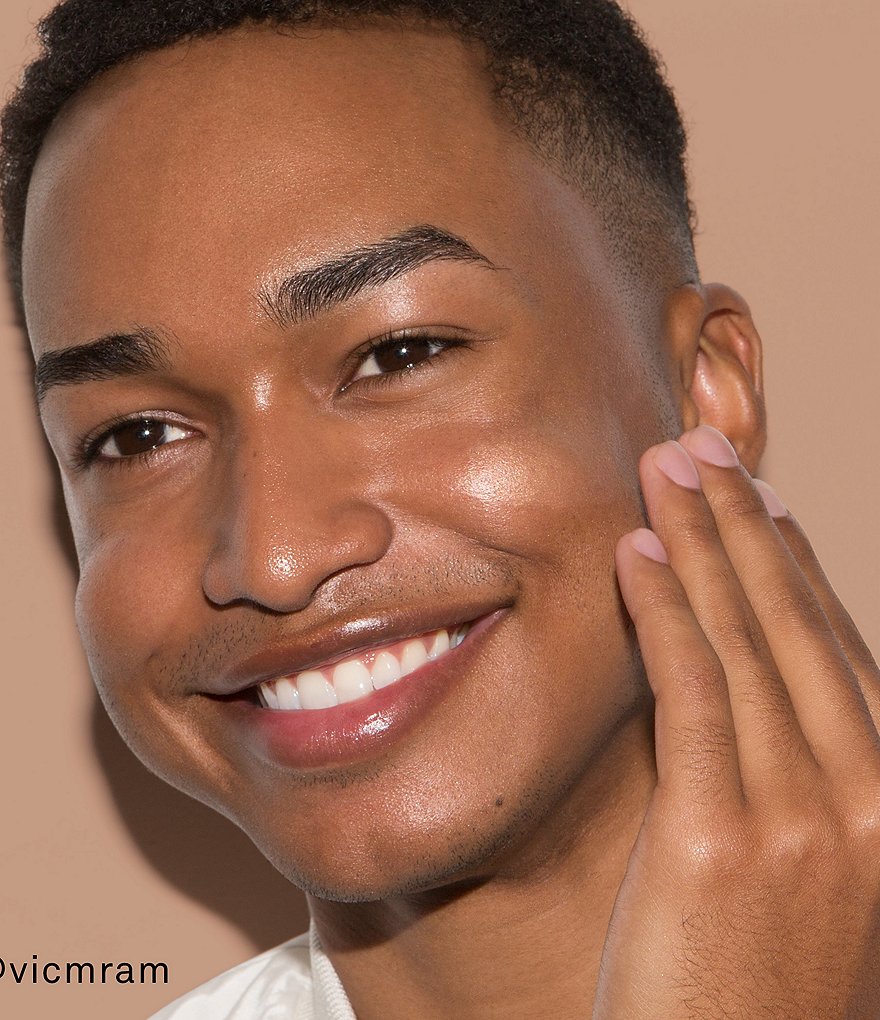 Giorgio Armani ARMANI beauty A-Line Liquid Highlighter