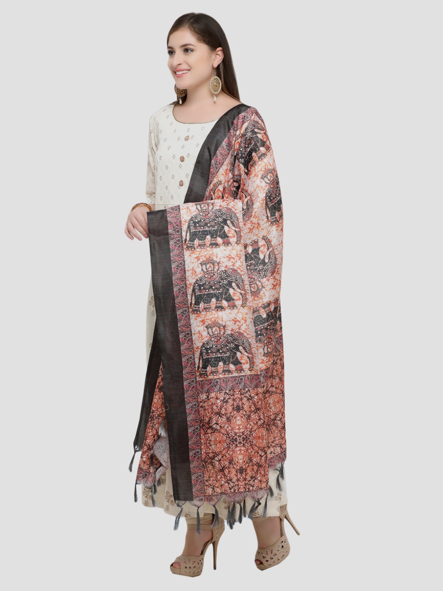 Saree Mall Peach Printed Dupatta