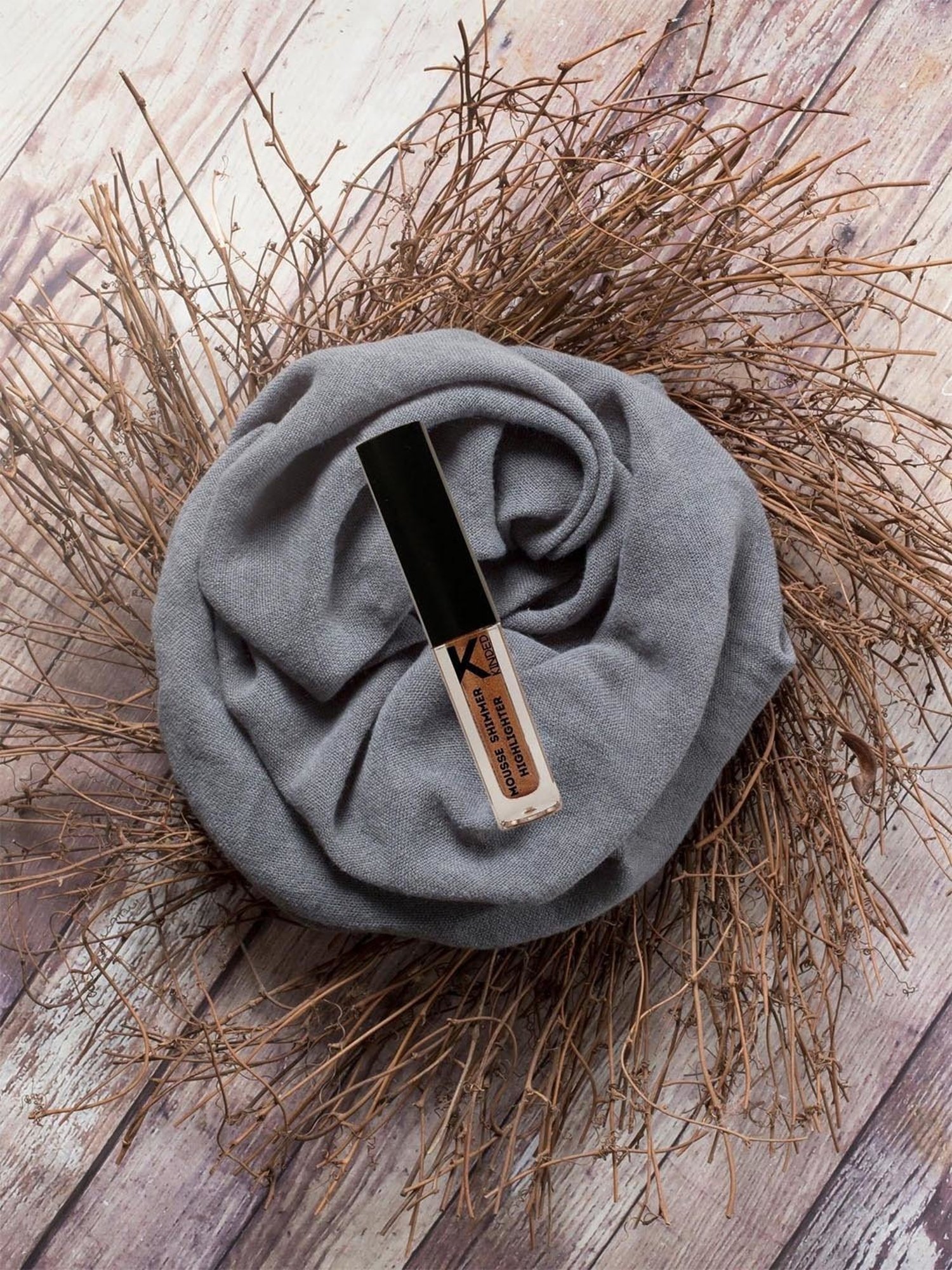 KINDED Mousse Shimmer Highlighter 03 Cool Copper - 3 ml