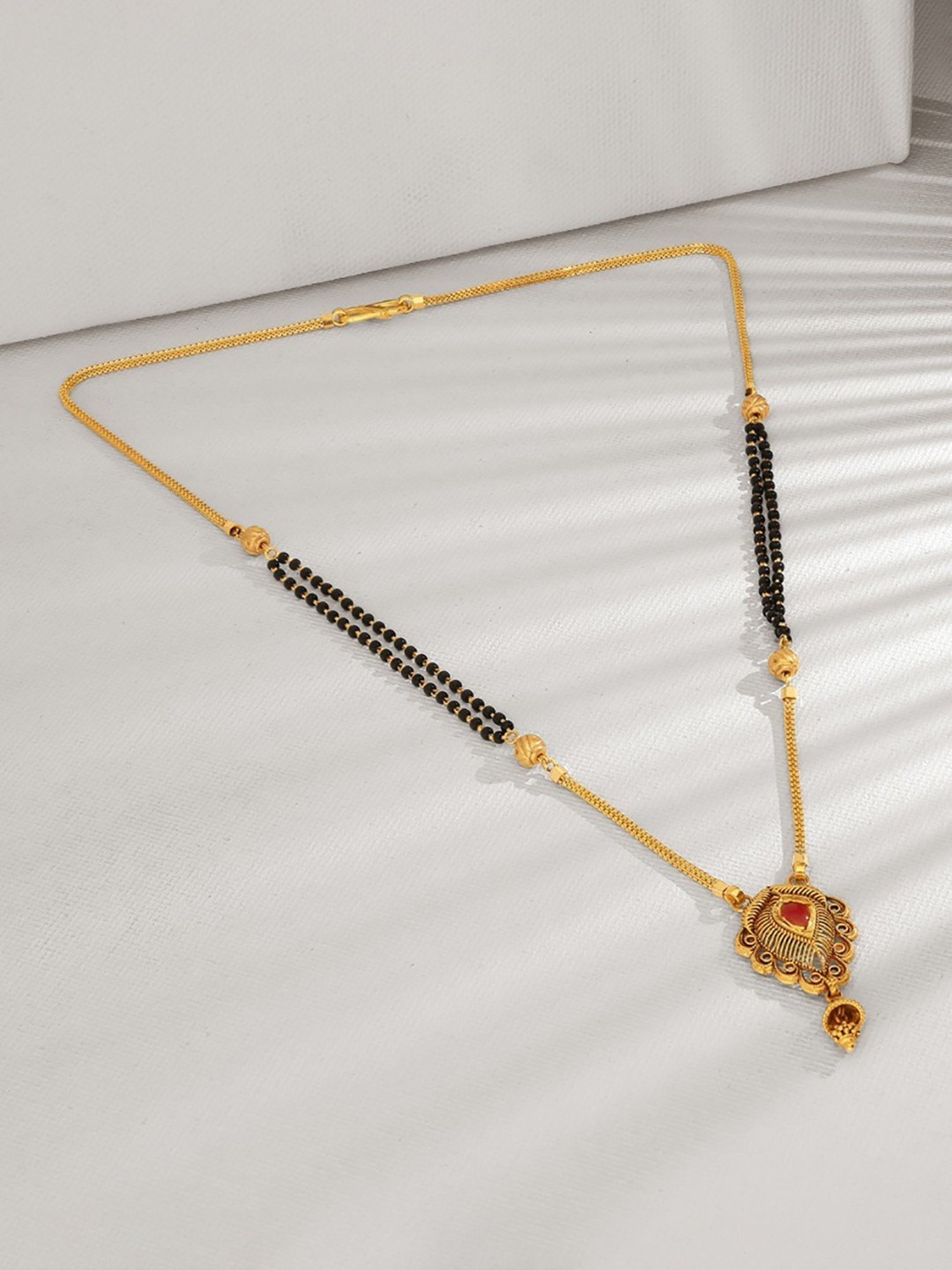 P.N.Gadgil Jewellers 22k Graceful Anchor Gold Mangalsutra