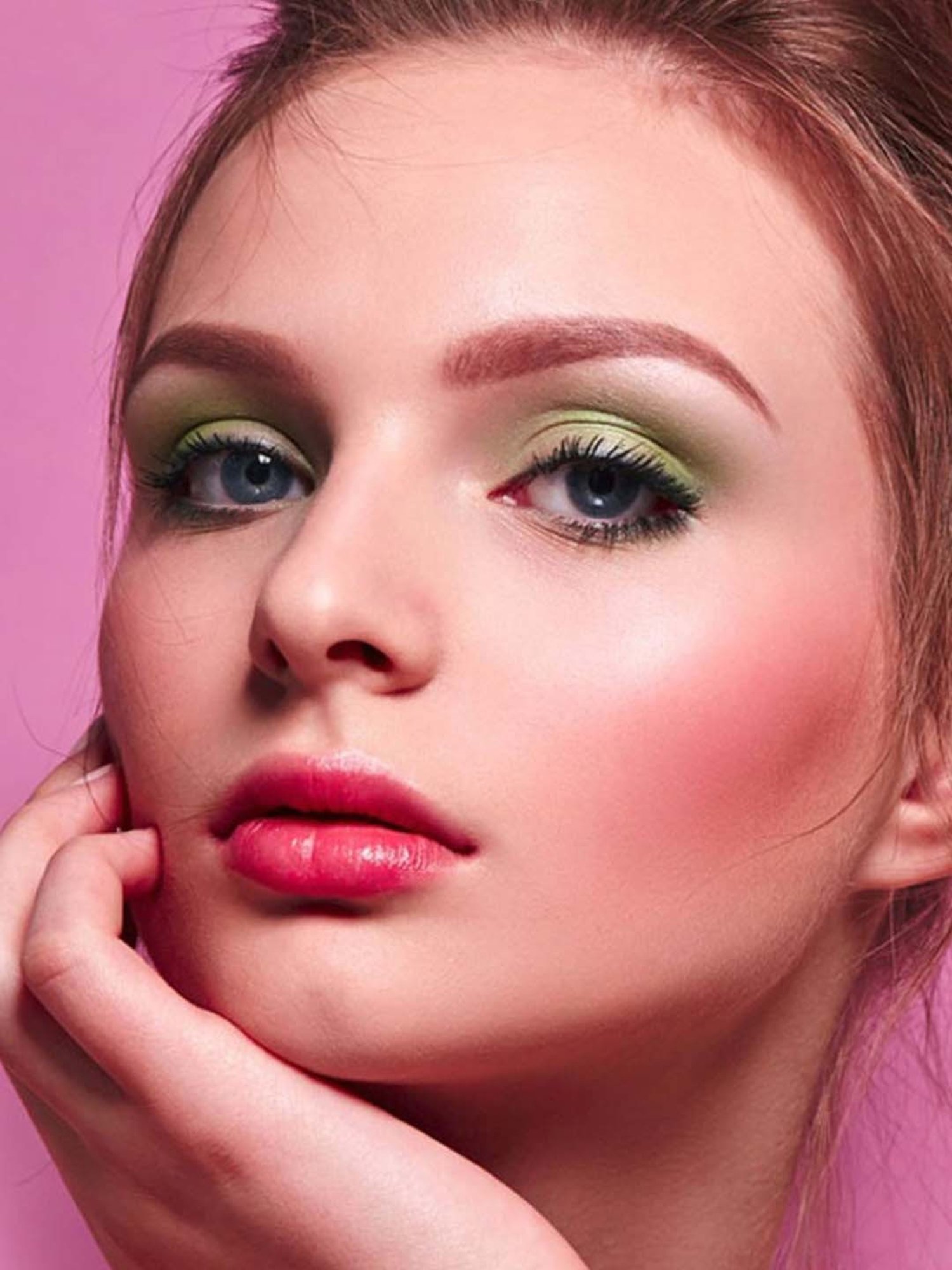 Revolution Pro Glam Mood Face Palette Medium