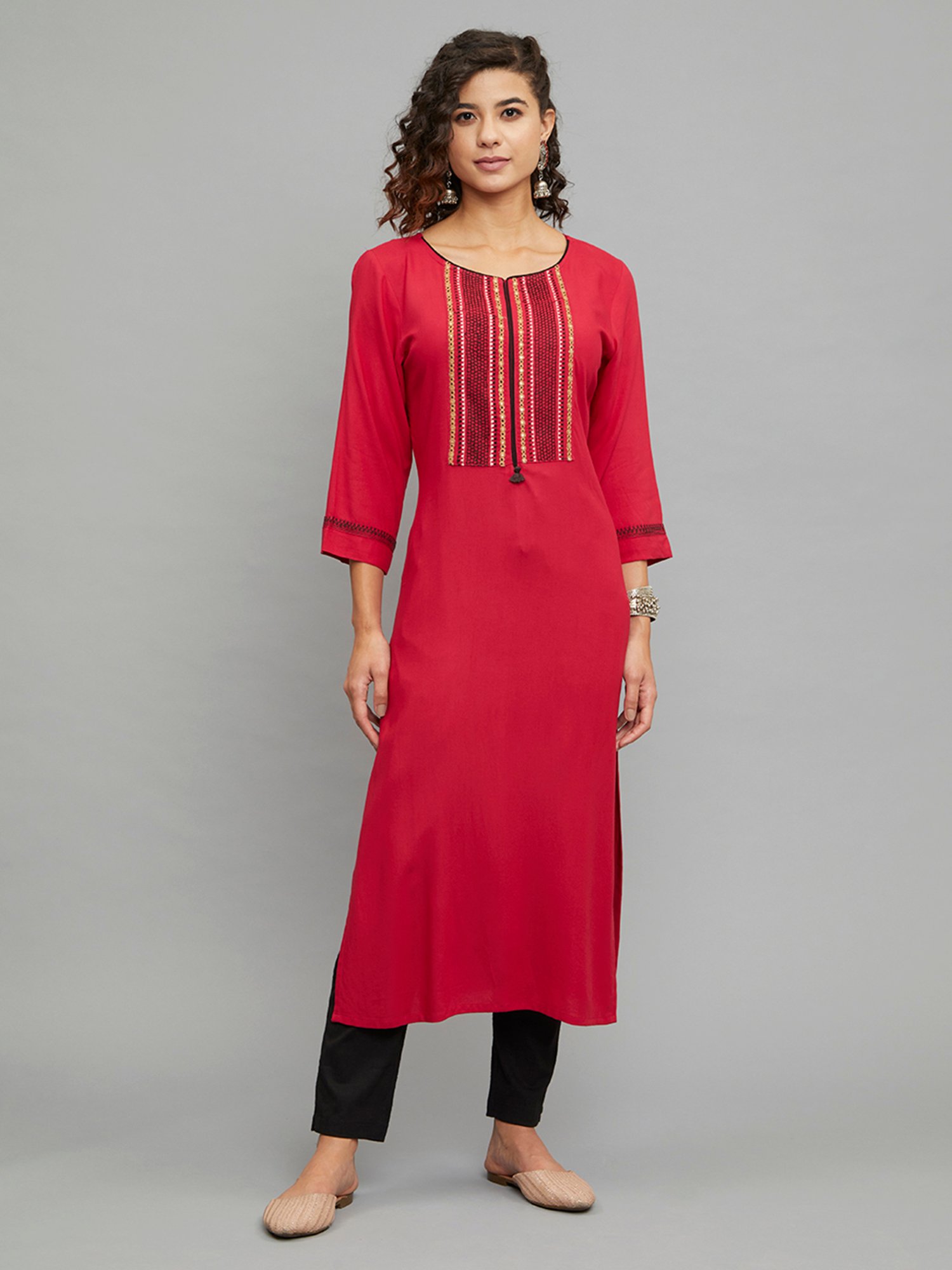 paislei Fushia Embroidered A Line Kurta