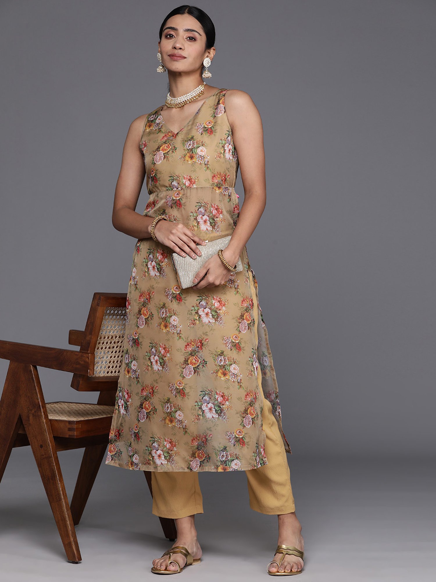 Varanga Beige Printed Kurta Pant Set