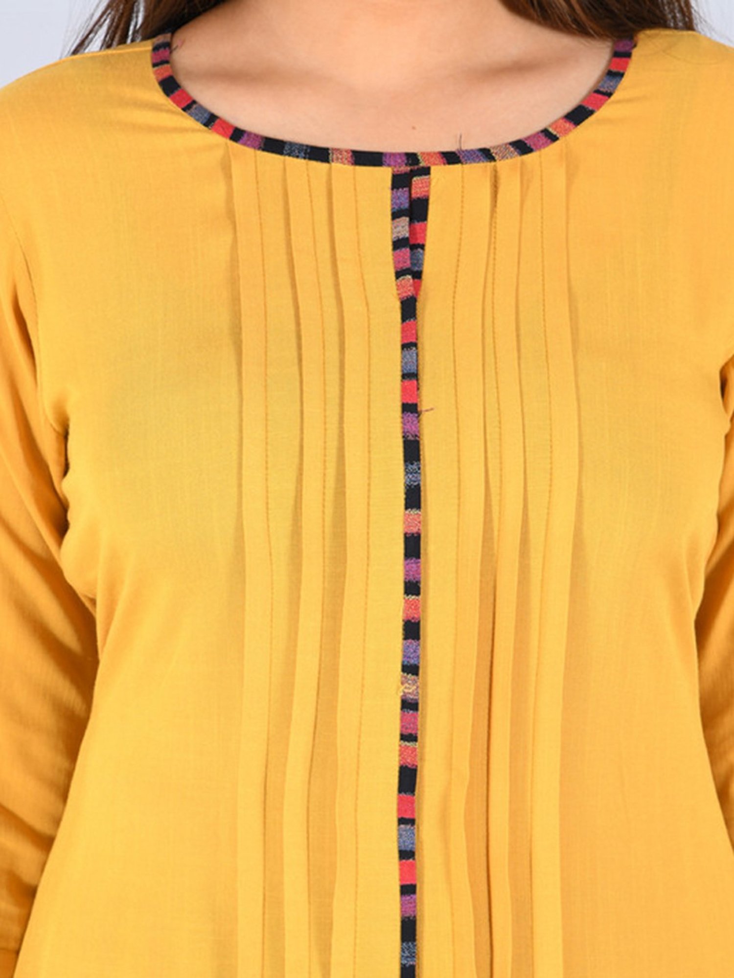 Neeru's Yellow Straight Kurta