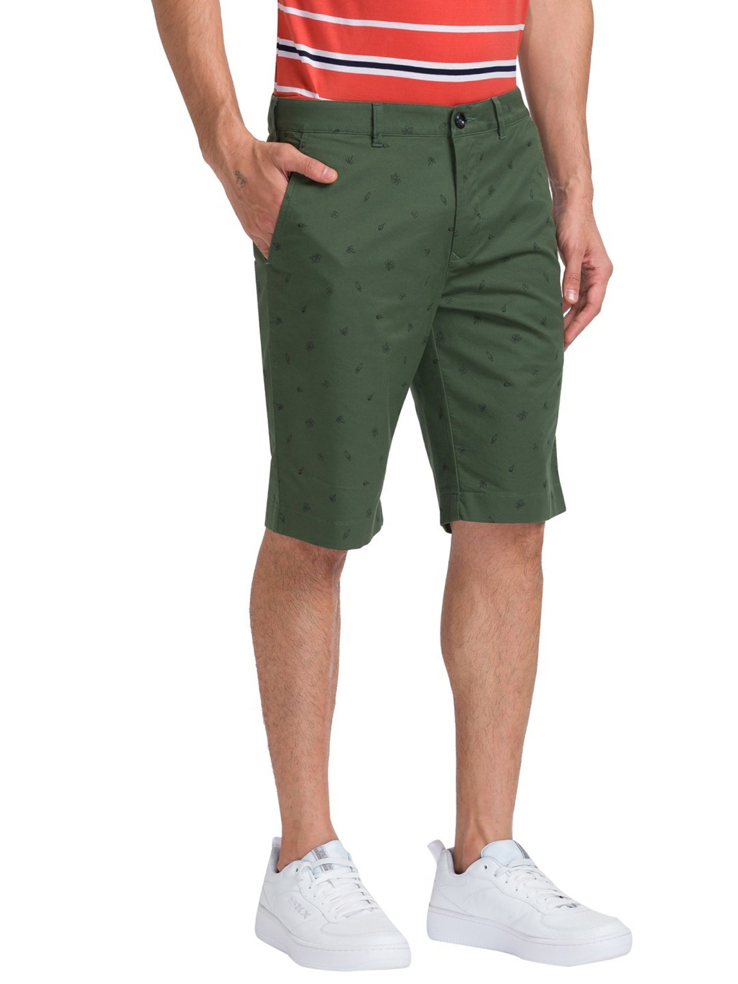 ColorPlus Green Contemporary Fit Printed Shorts