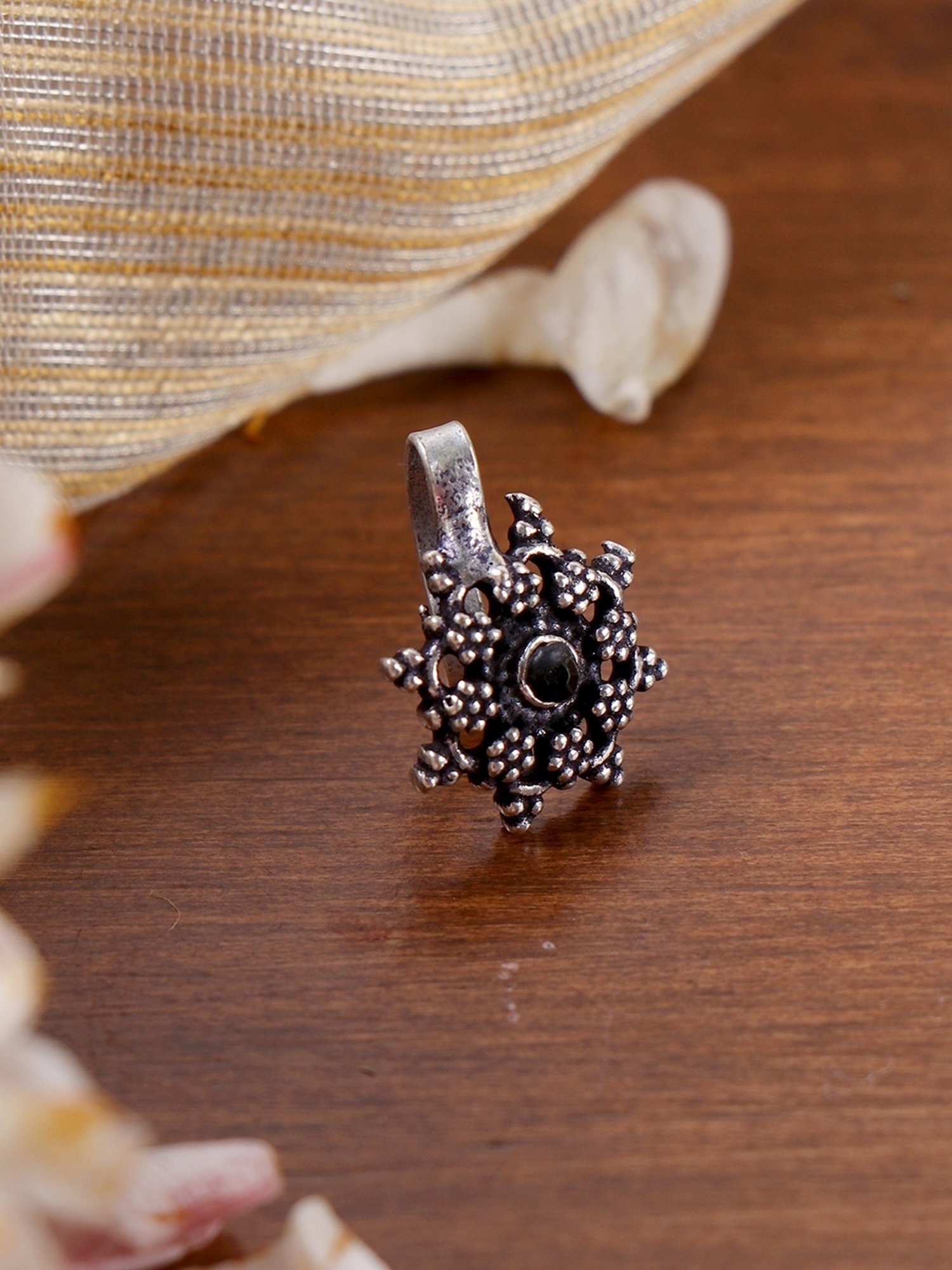 Teejh Ethnic Gauri Black Stone Floral Nose pin for Women