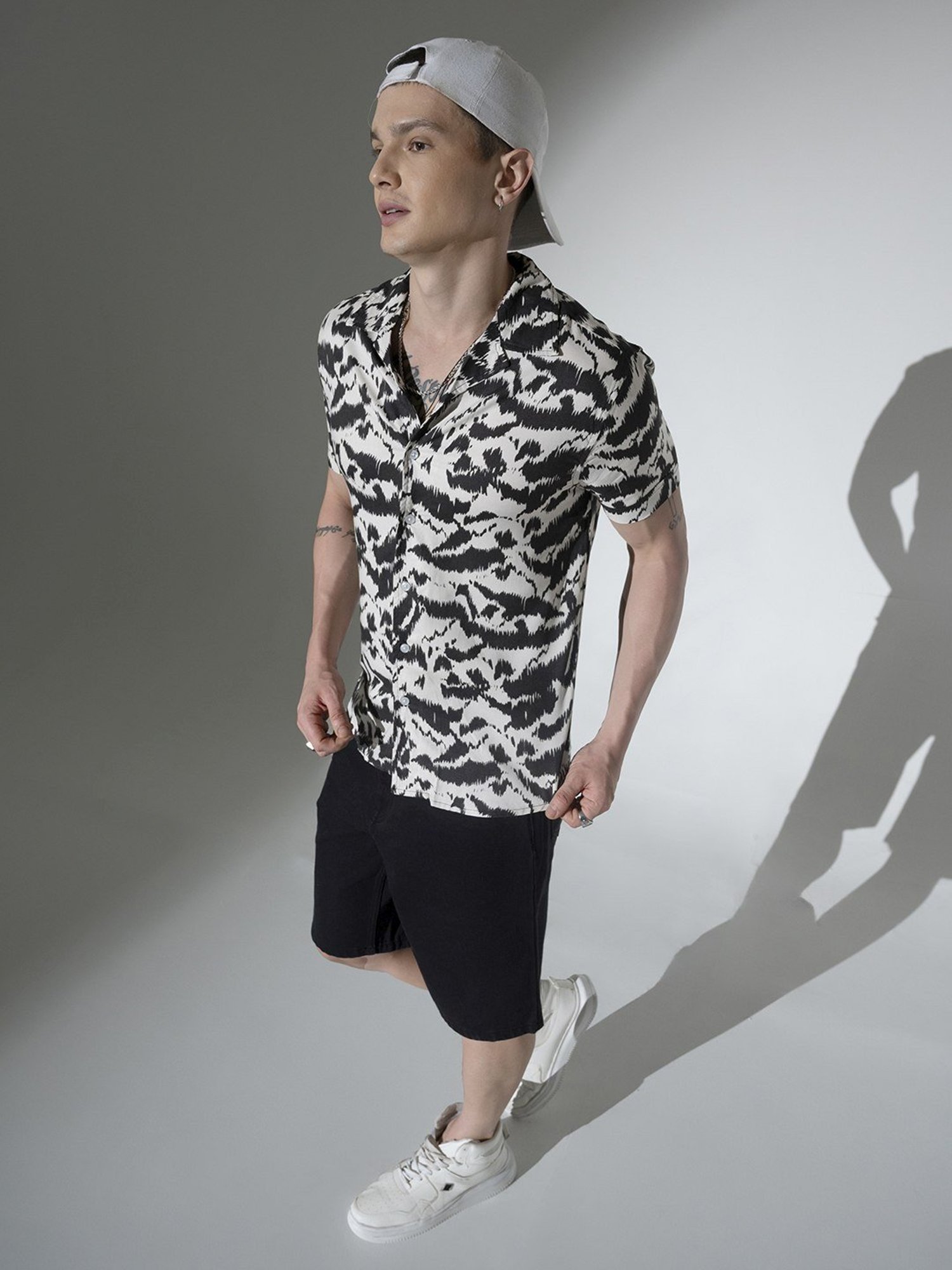 Hubberholme Multicolored Boxy Fit Printed Shirt