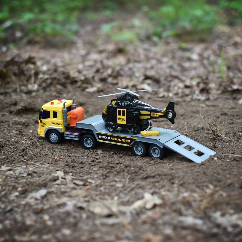 Maxx Action Lights & Sounds Helicopter Truck and Trailer Transport