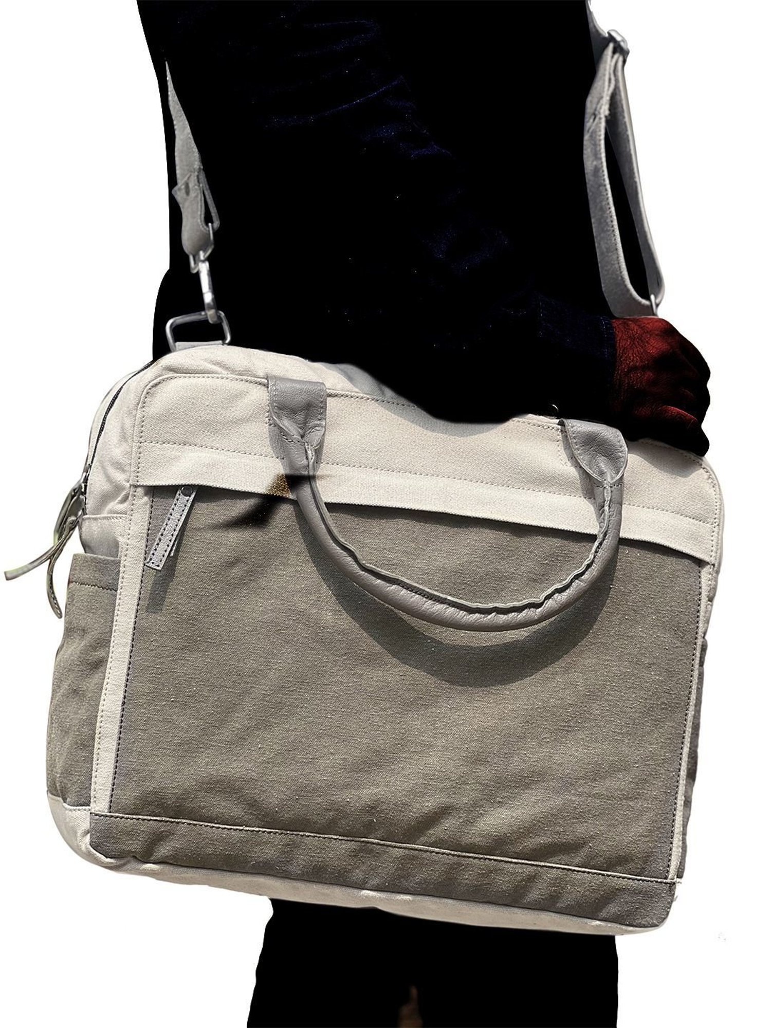 Mona B White Canvas Large Messenger Bag