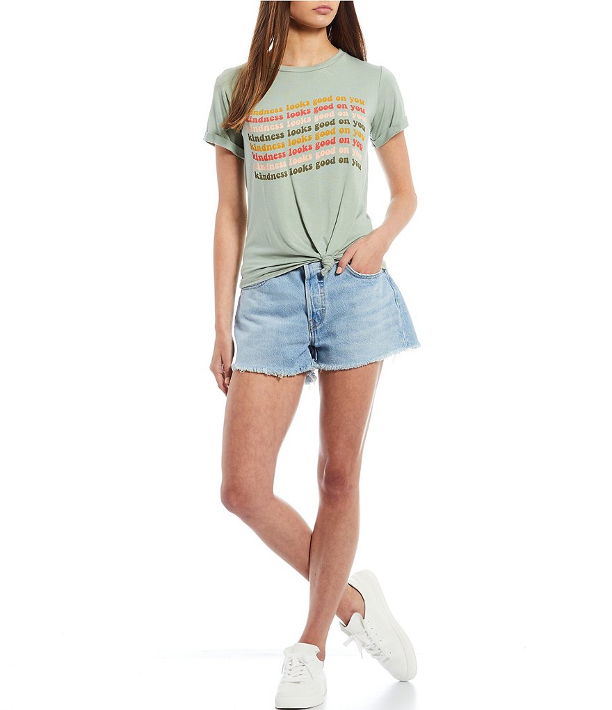 Moa Moa Kindness Looks Good On You Short Sleeve Graphic Tee