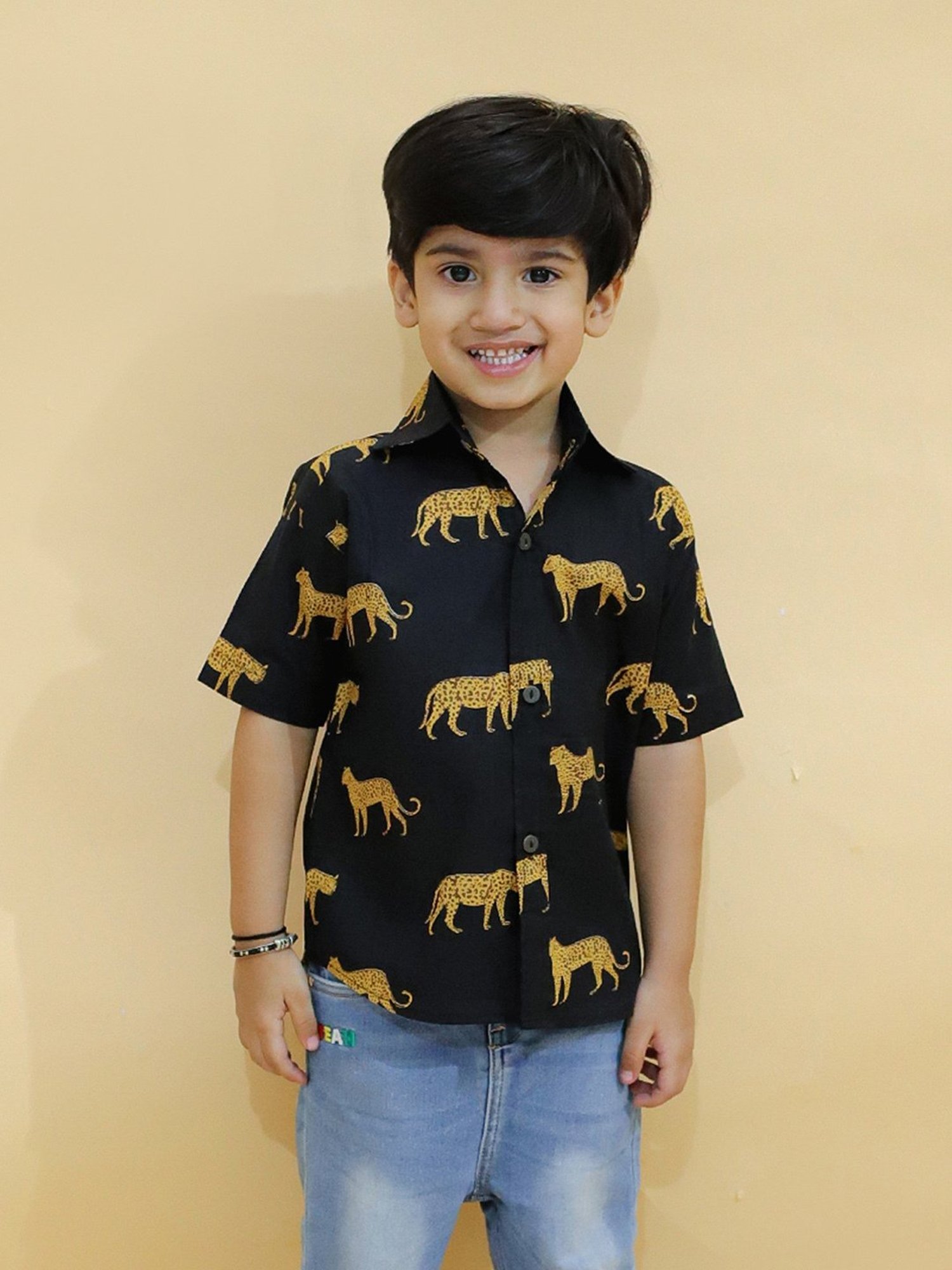 The Mom Store Kids Black Printed Shirt