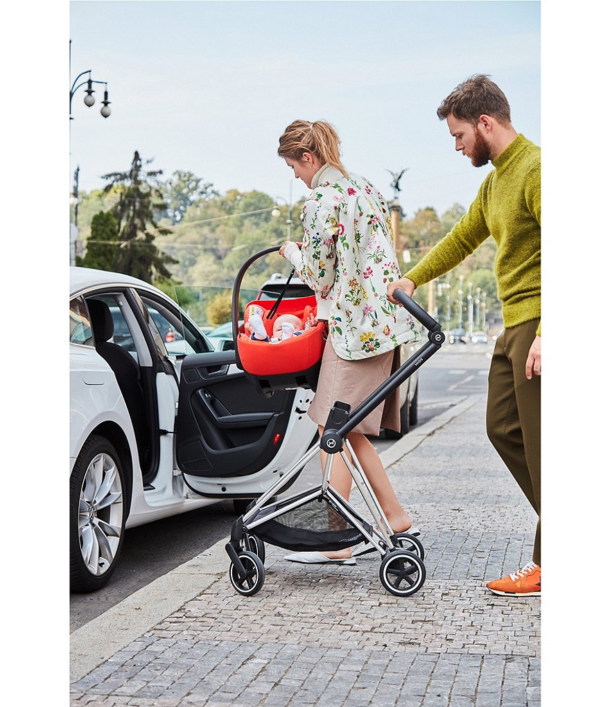 Cybex Cloud Q with SensorSafe&trade; Infant Car Seat & Base