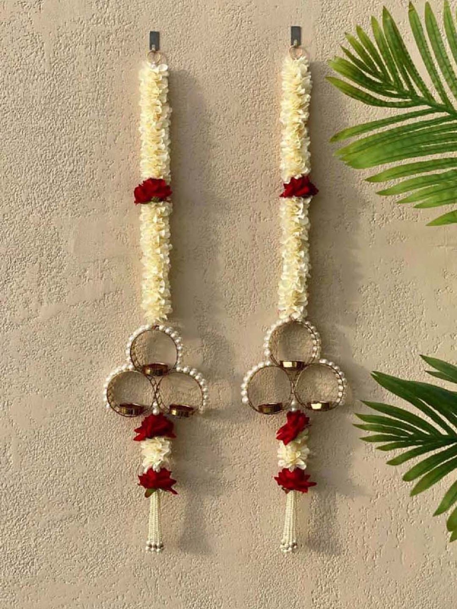 Mason Home Multicolor Floral Festive Latkan No - 1068 (Set of 2)