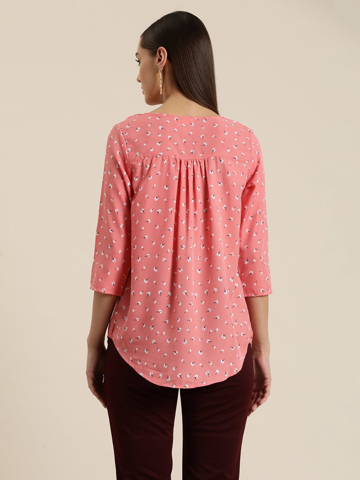 Qurvii Pink Floral Print Top