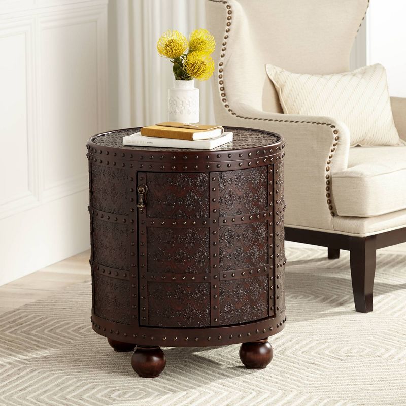 Kensington Hill Hadley 21 3/4" Wide Nailhead Trim Round Accent Table