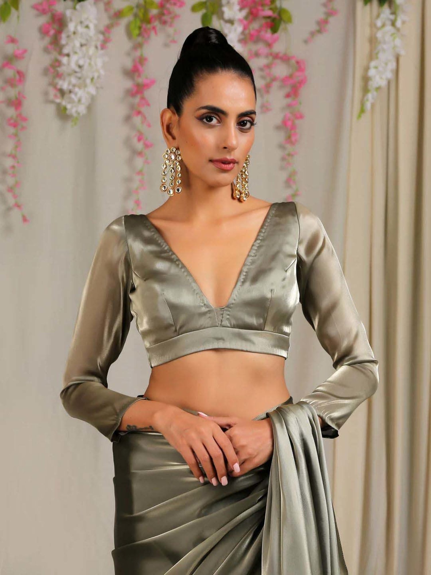 Swtantra Golden Woven Pattern Readymade Blouse