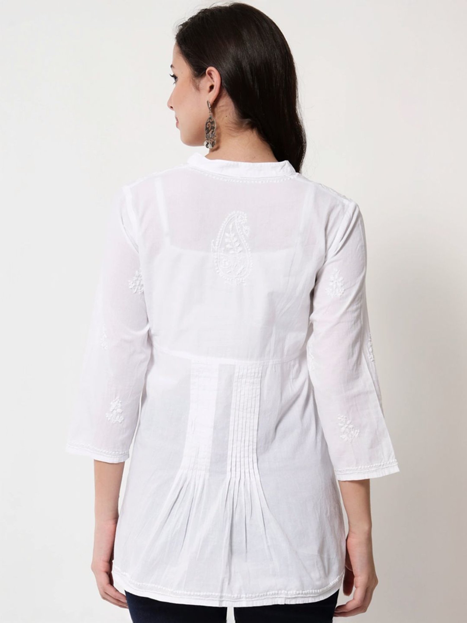 PARAMOUNT CHIKAN White Cotton Hand Embroidered Chikankari A Line Kurti