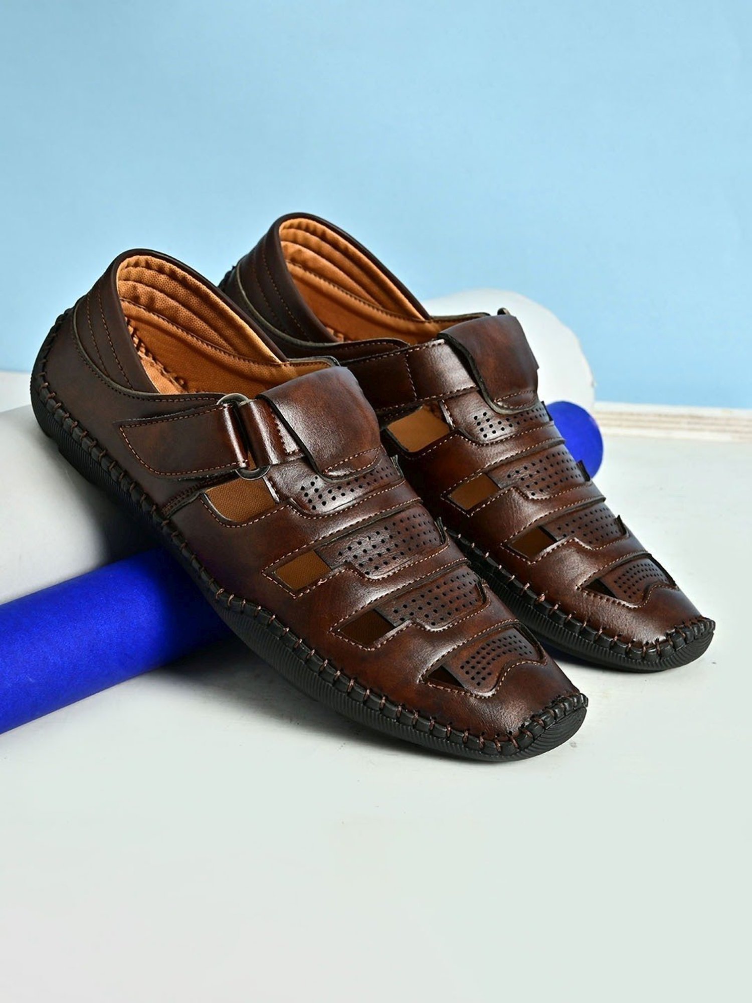 Giorgio Men's Brown Fisherman Sandals