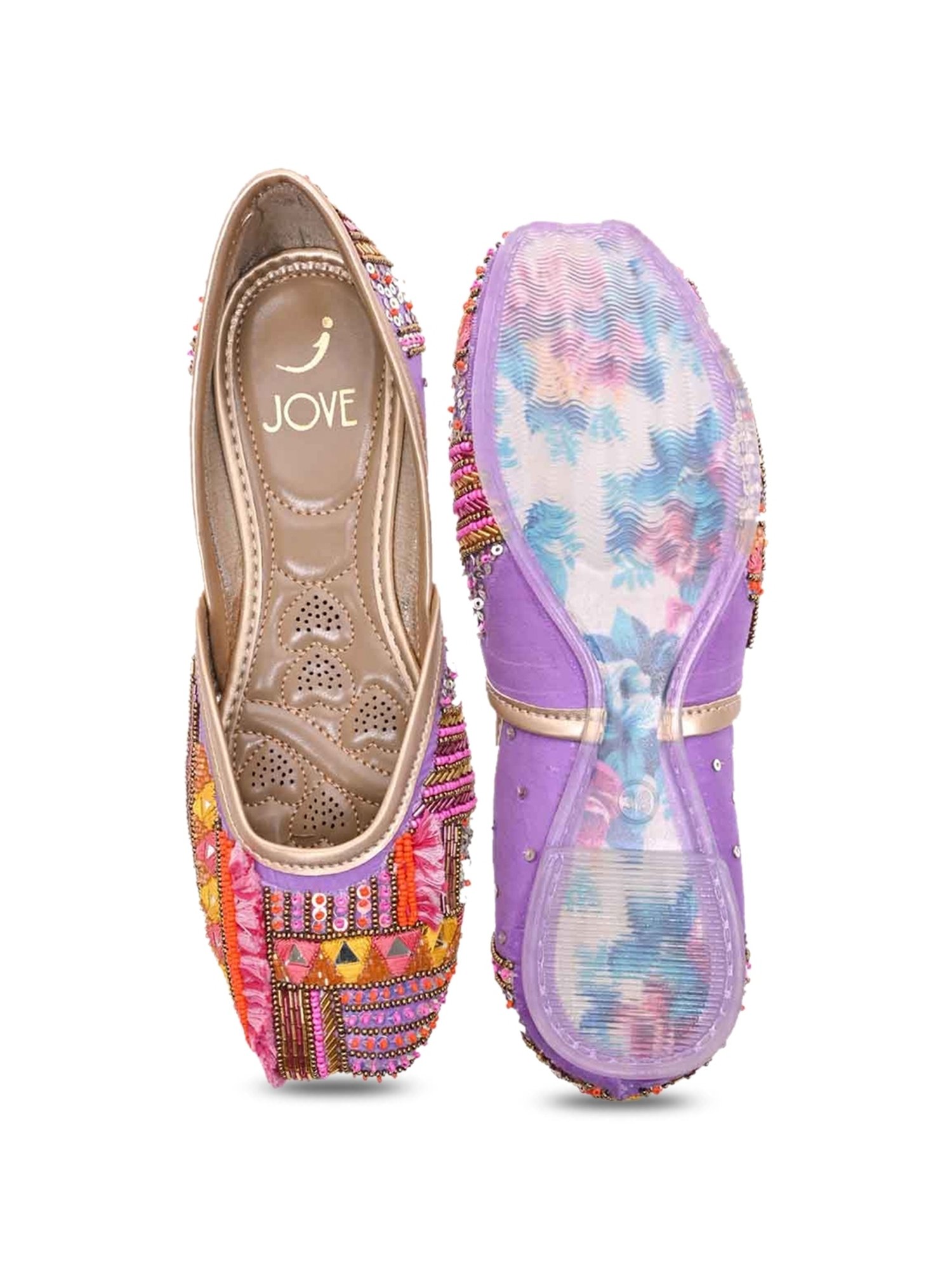 Jove Women's Purple Ethnic Juttis
