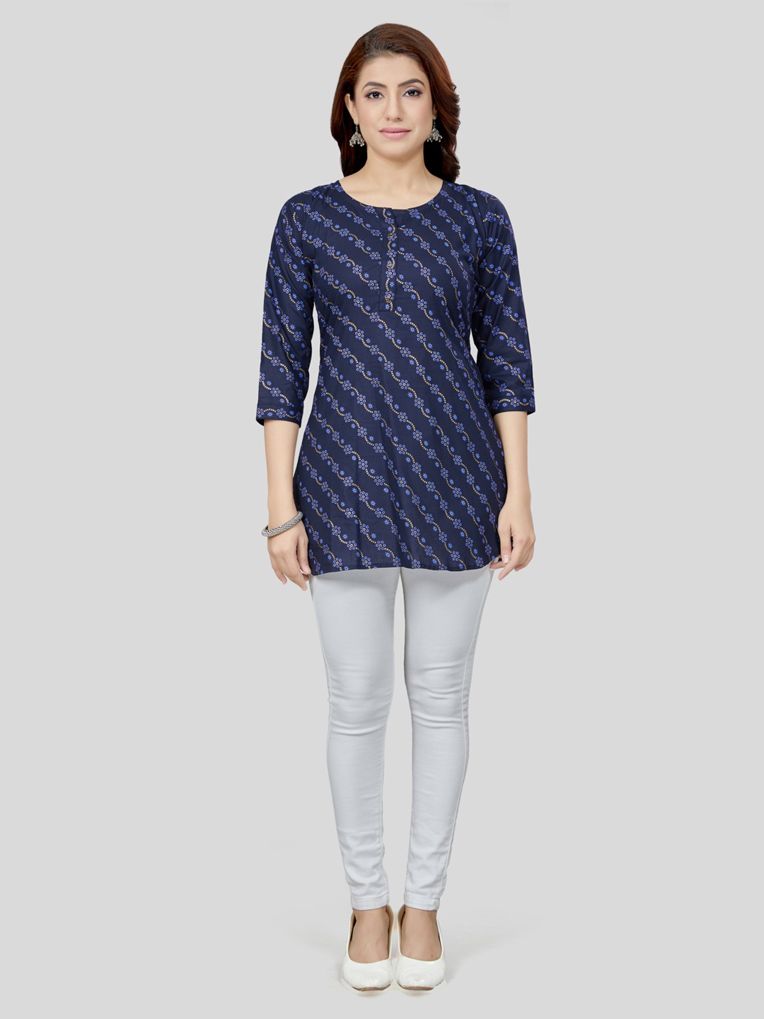 Saree Swarg Blue Printed A-Line Short Kurti