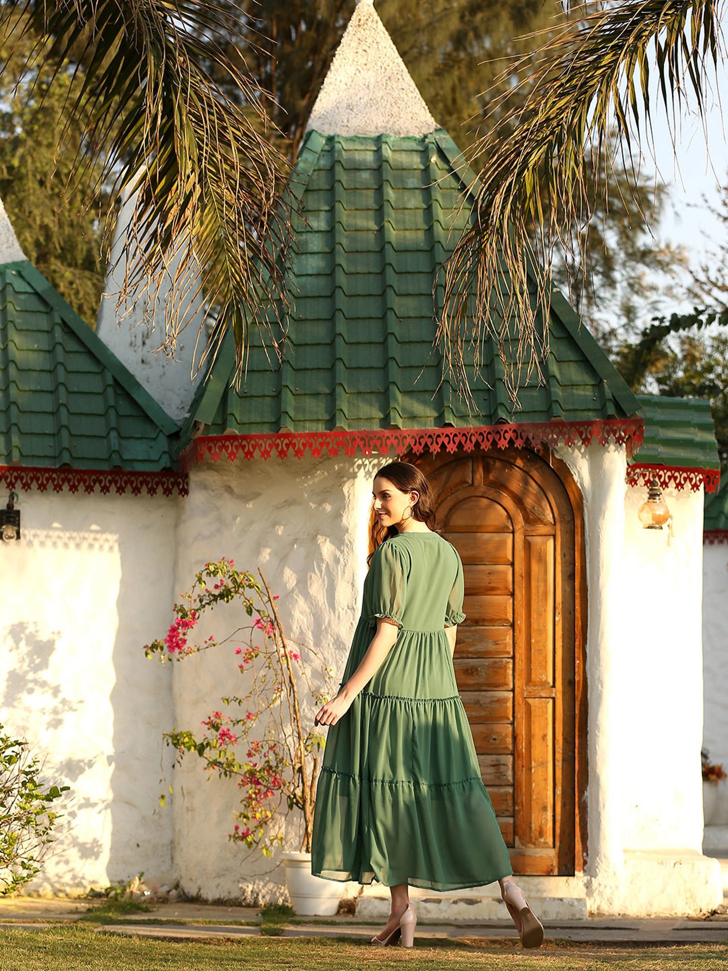 DECKEDUP Green Relaxed Fit Midi Dress