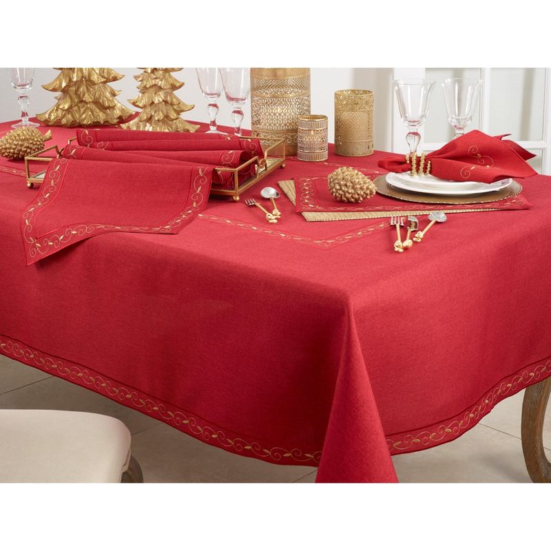 Saro Lifestyle Napkins With Embroidered Holiday Design (Set of 4)