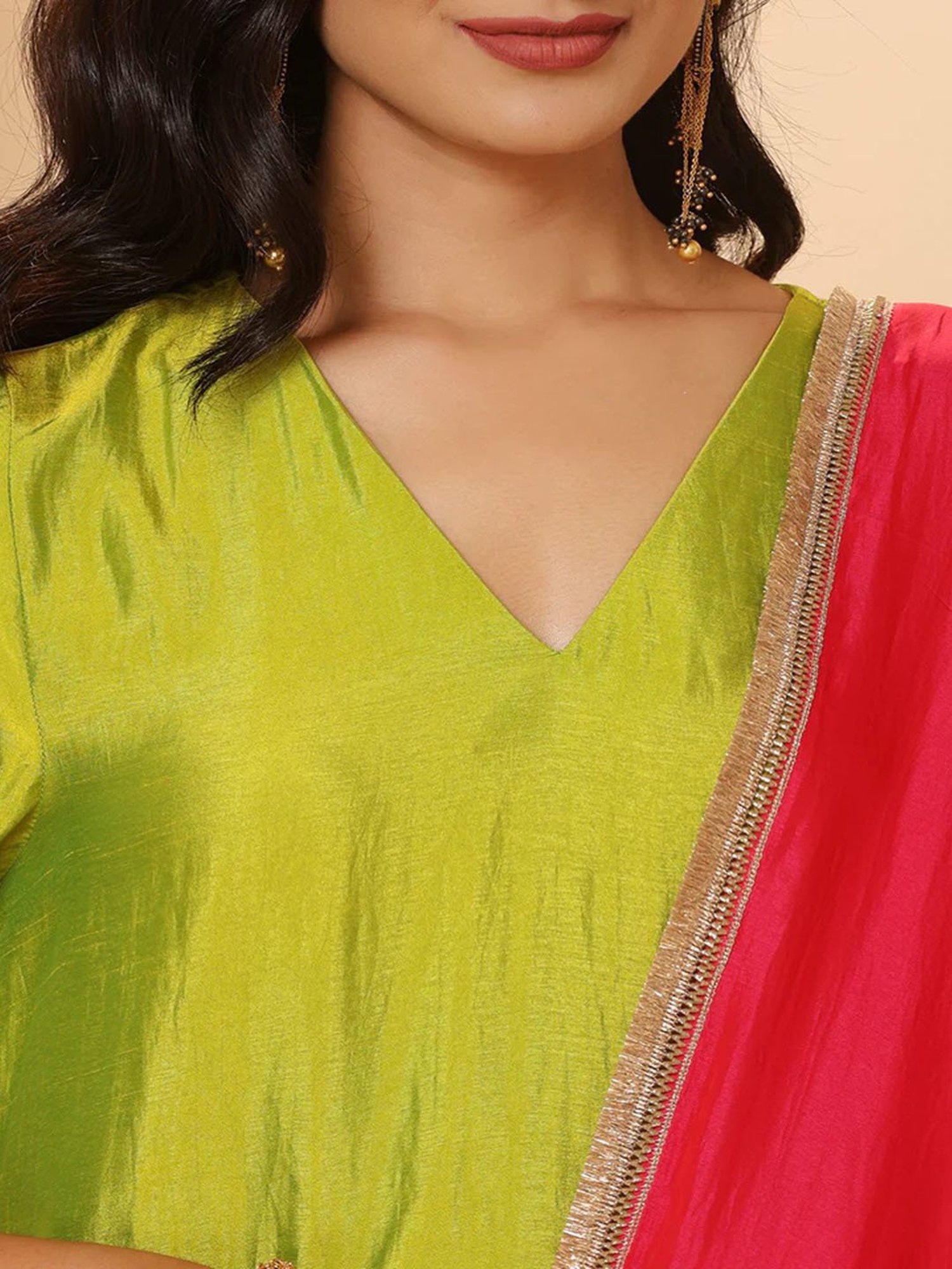 Swtantra Fuchsia Satin Dupatta