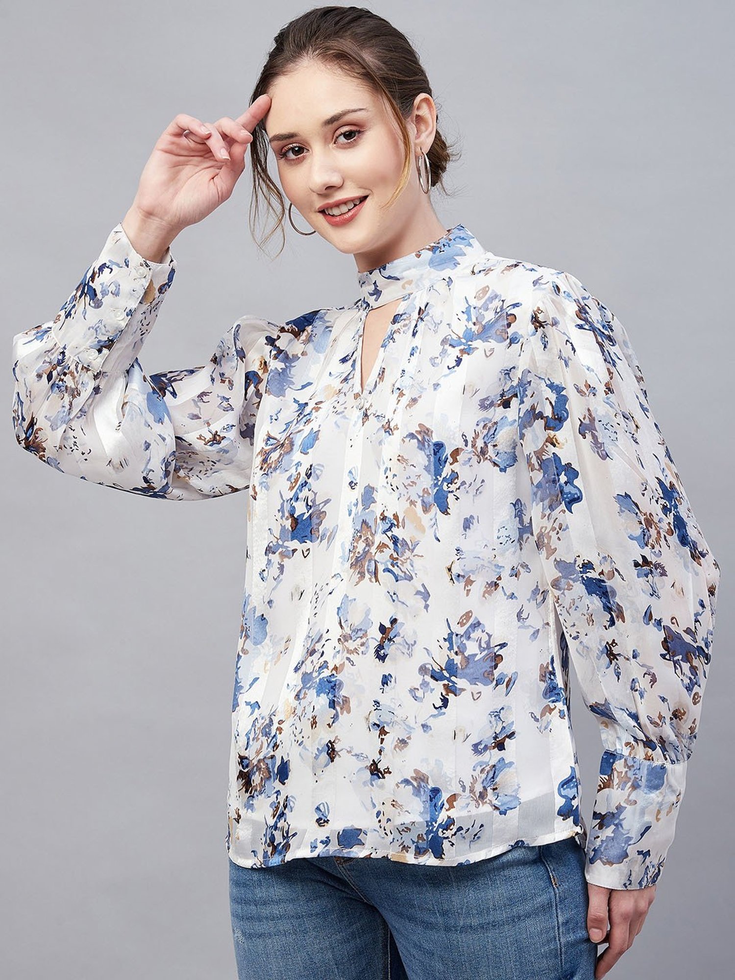 Carlton London White Floral Top