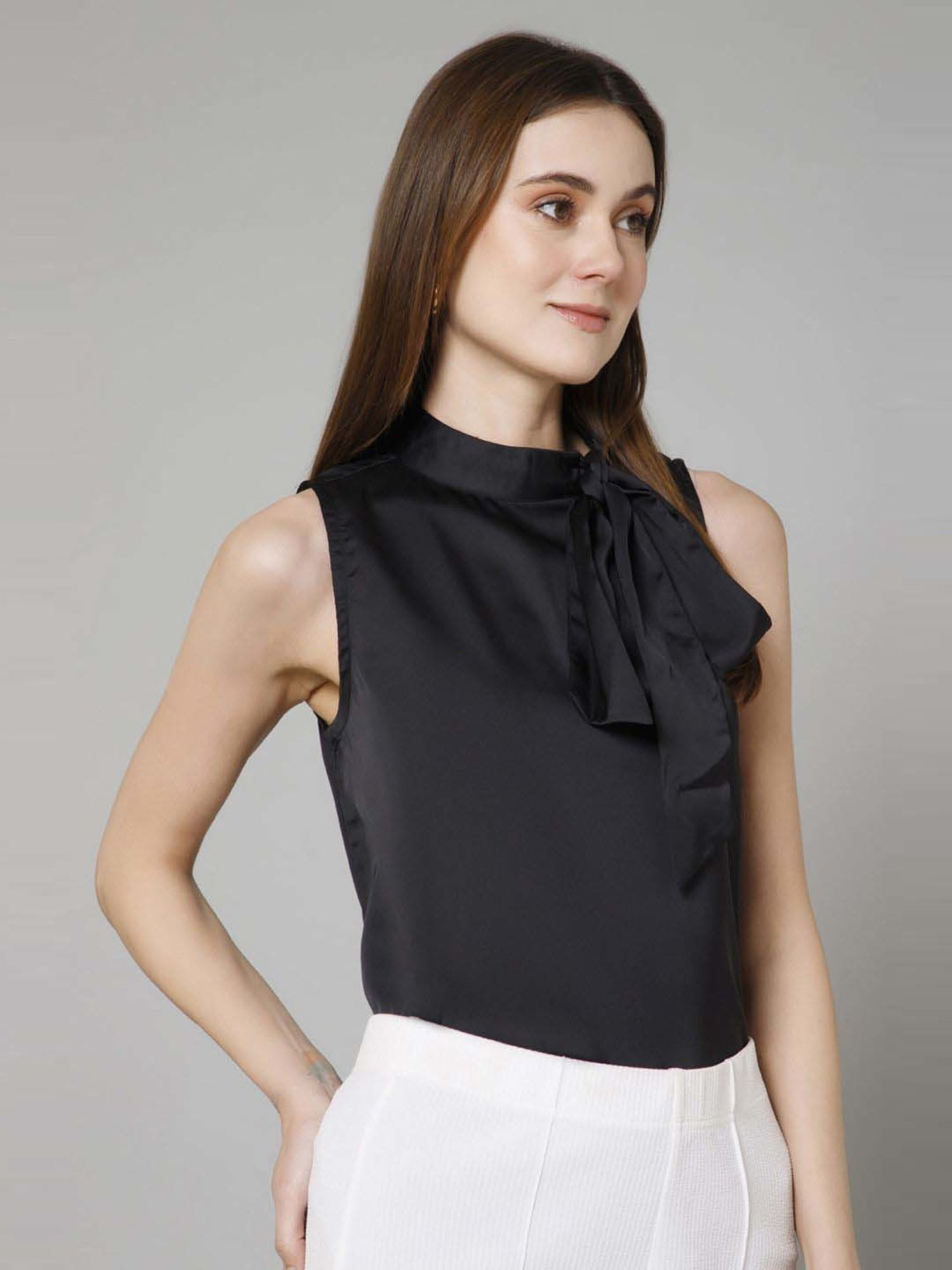 PURYS Black Regular Fit Top